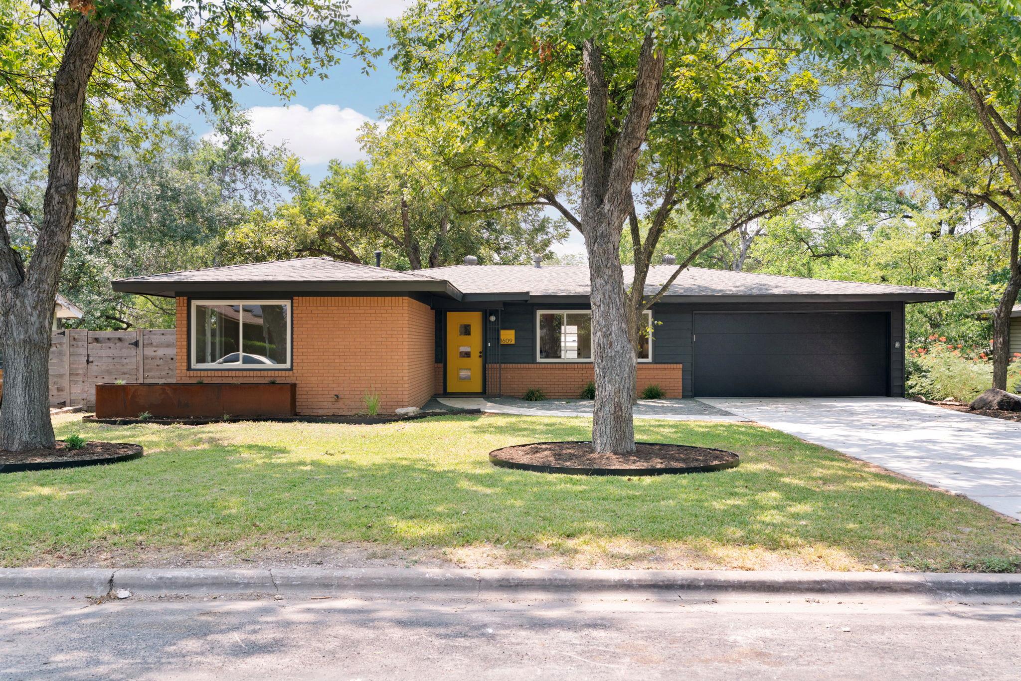Single Family Residence