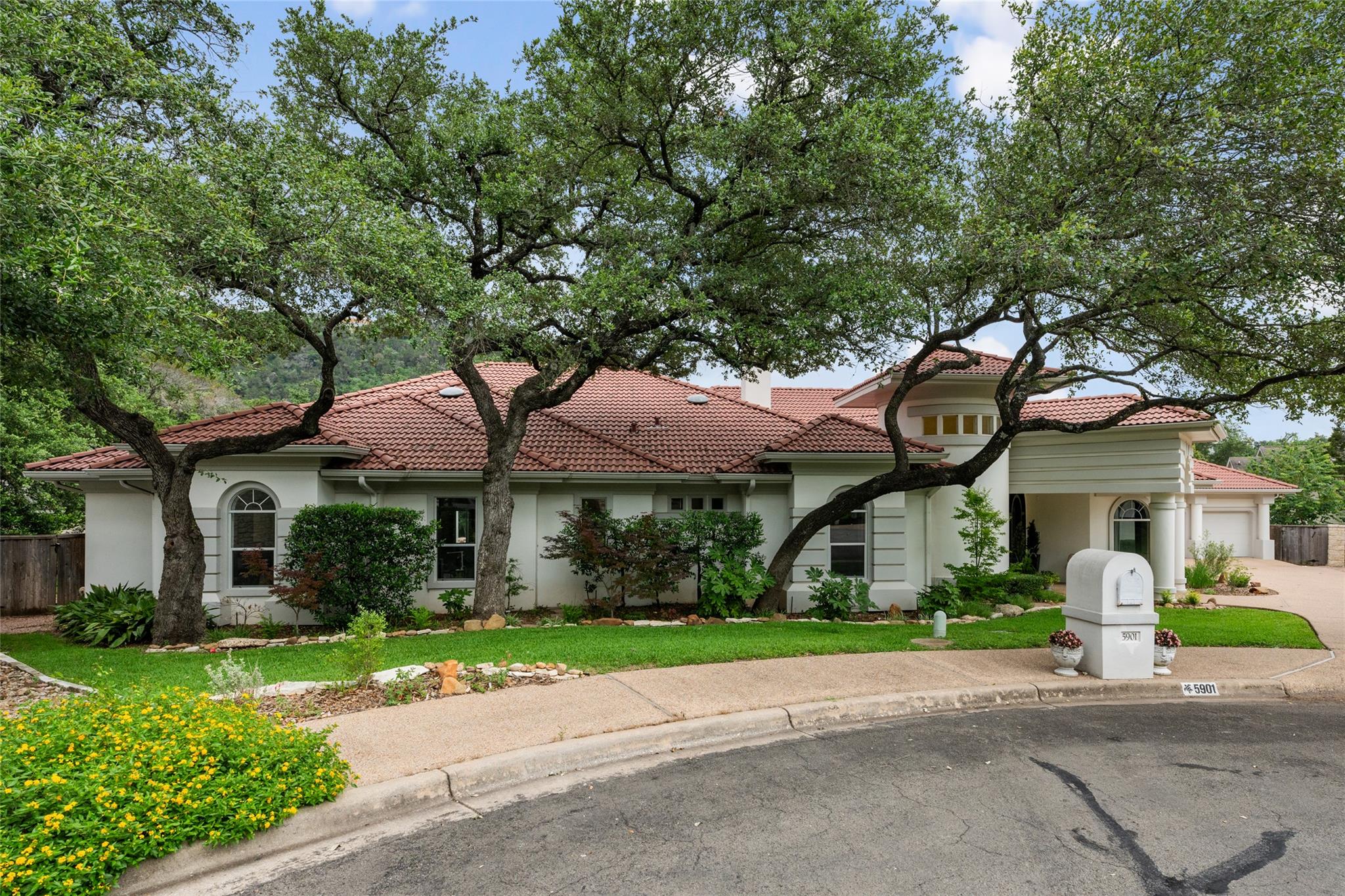 Single Family Residence