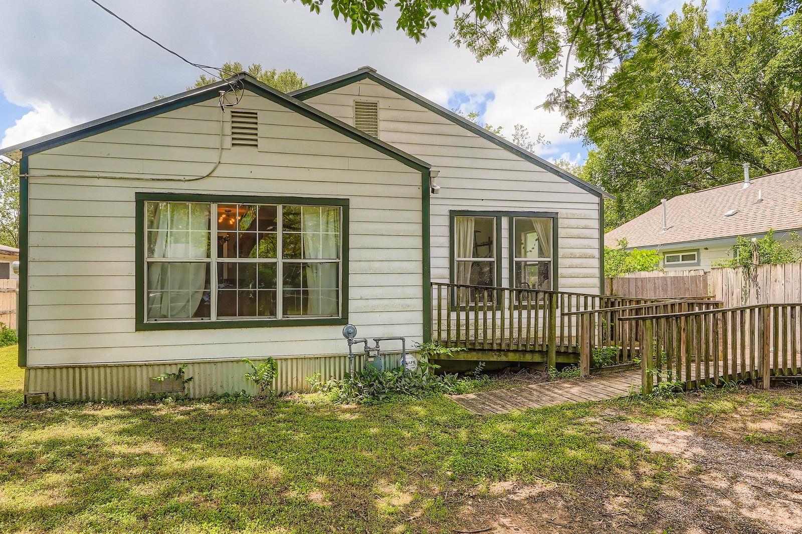 Single Family Residence