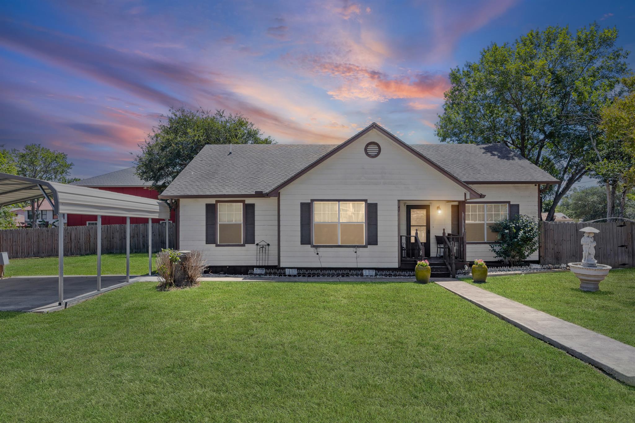 Single Family Residence