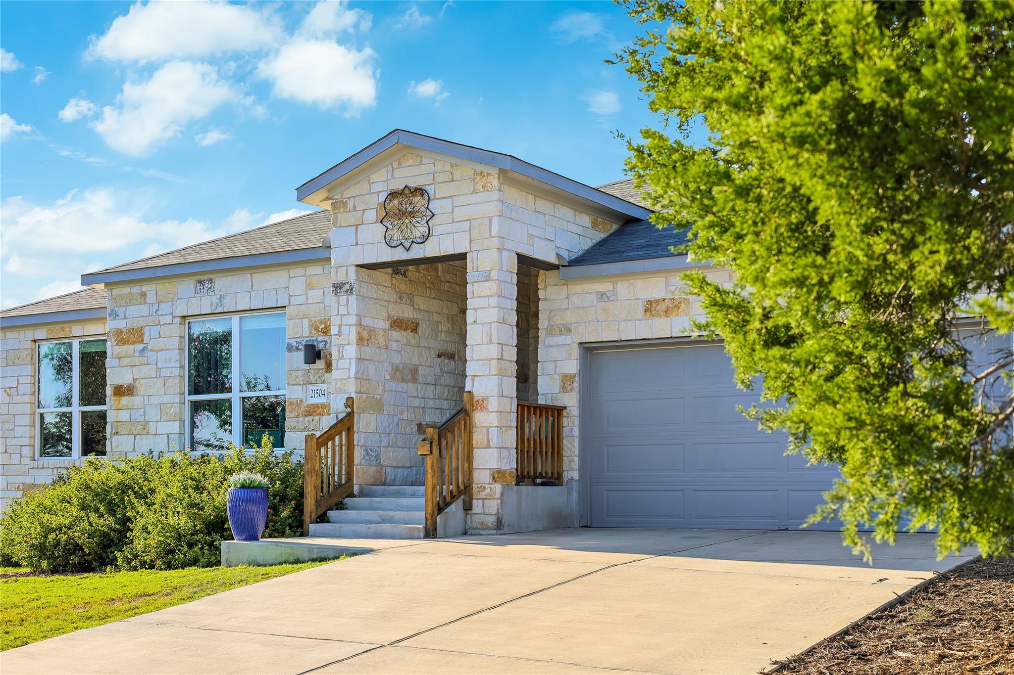 Single Family Residence