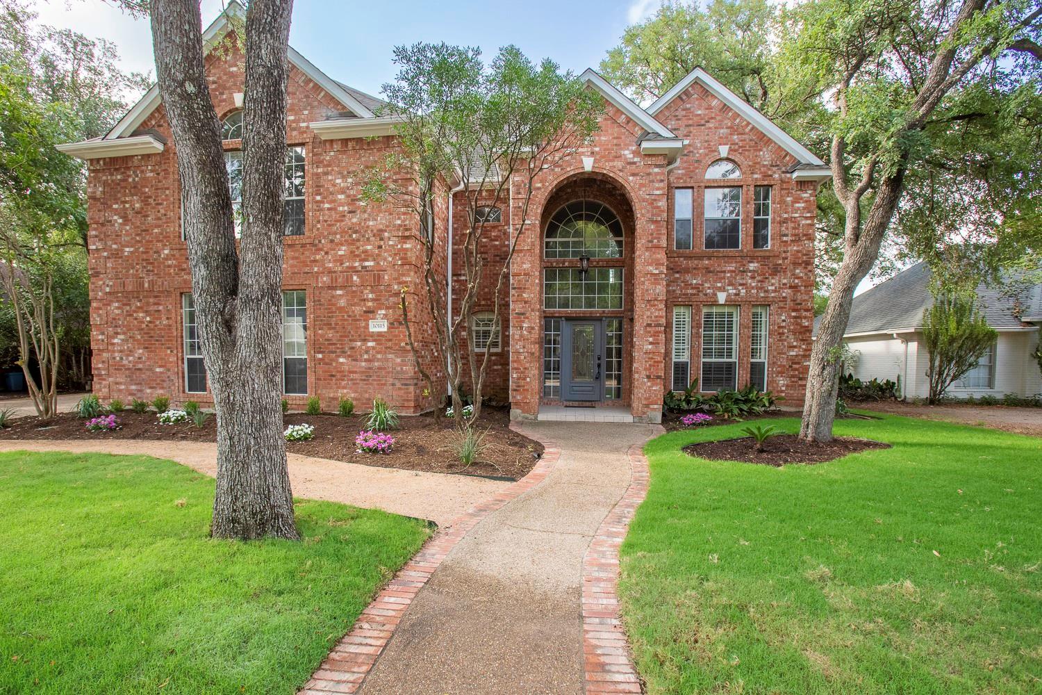10115 Pinehurst