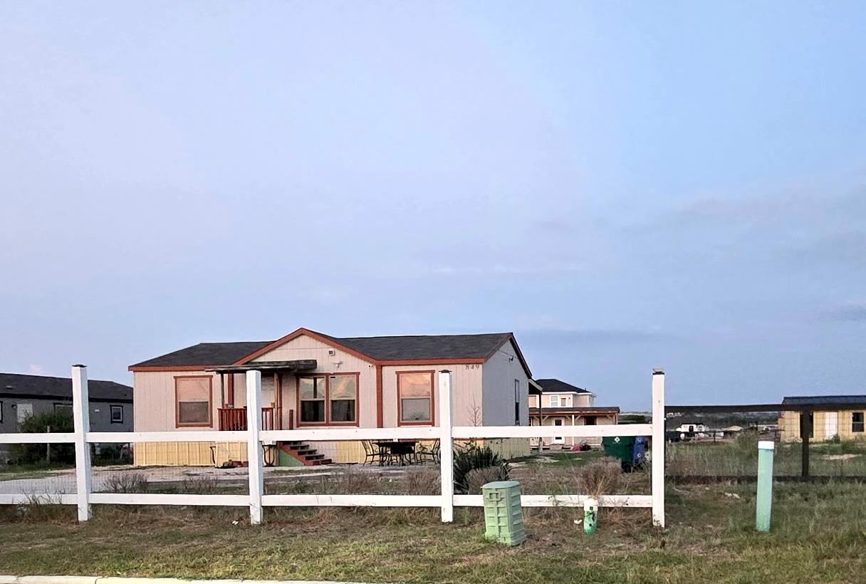 Single Family Residence