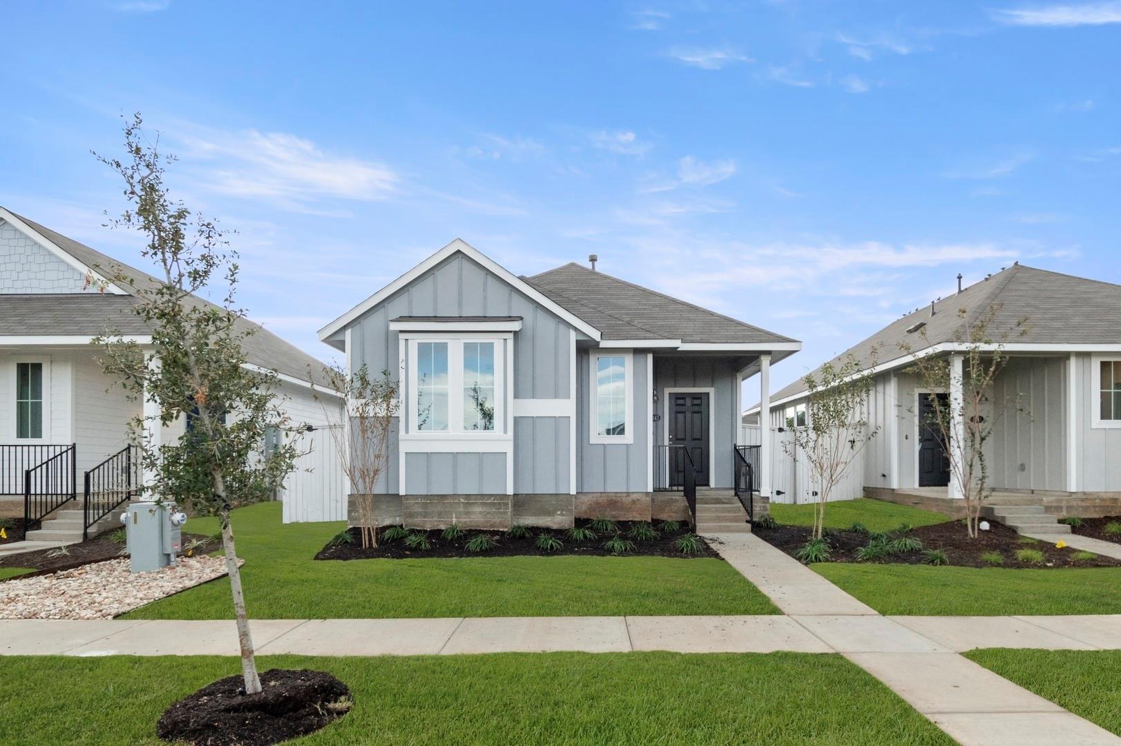 3043 Winding Creek