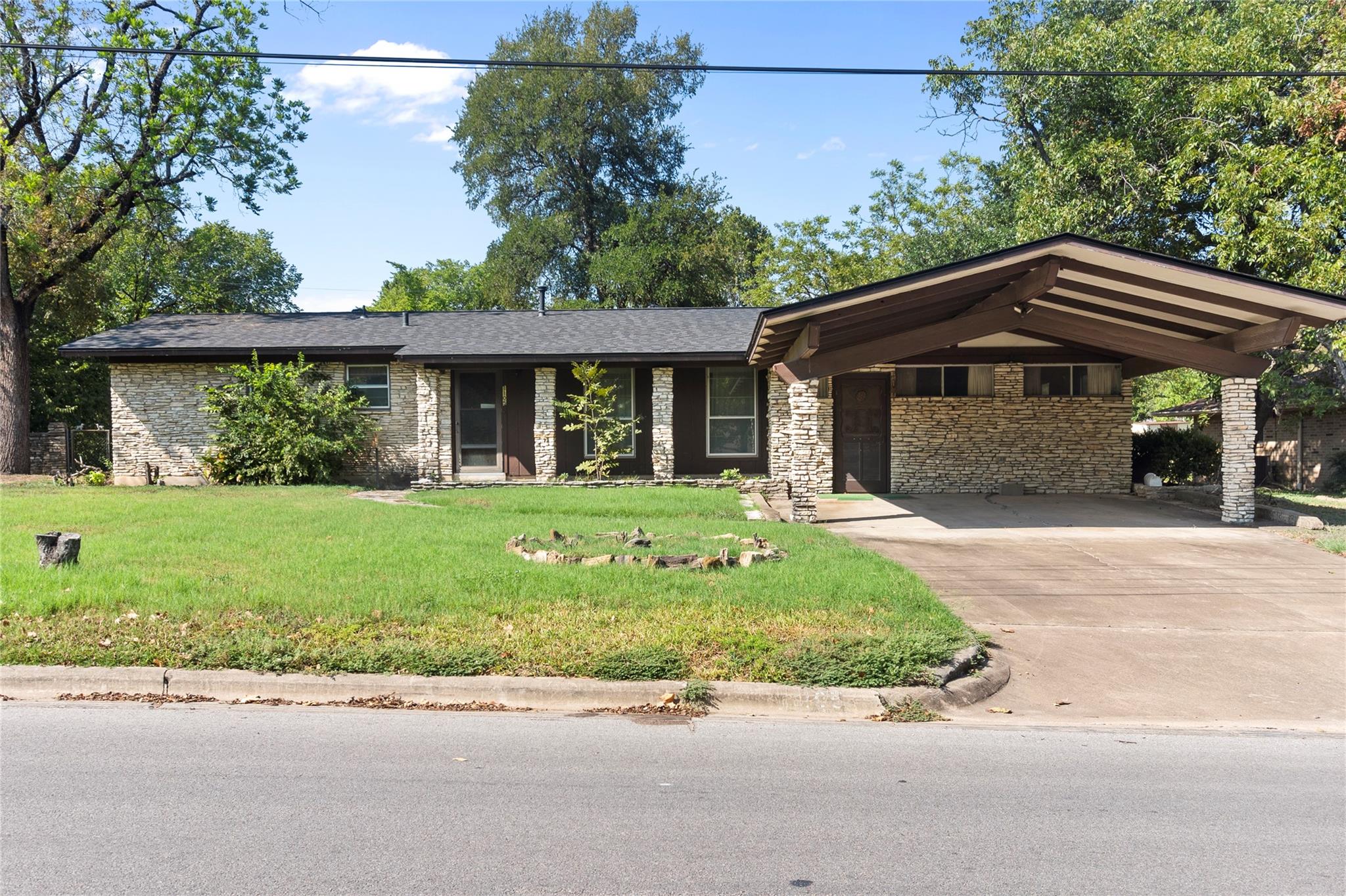 Single Family Residence
