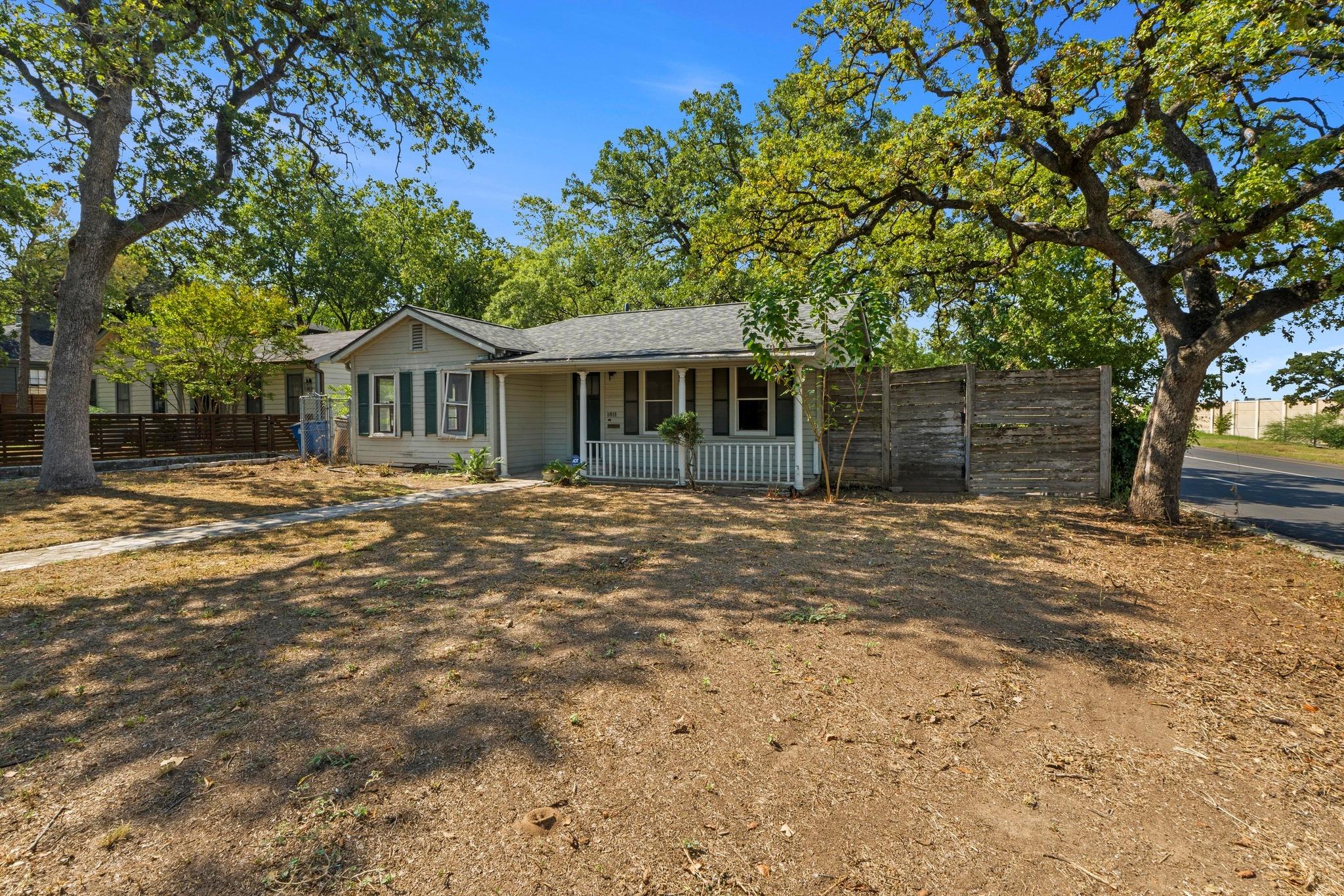 Single Family Residence