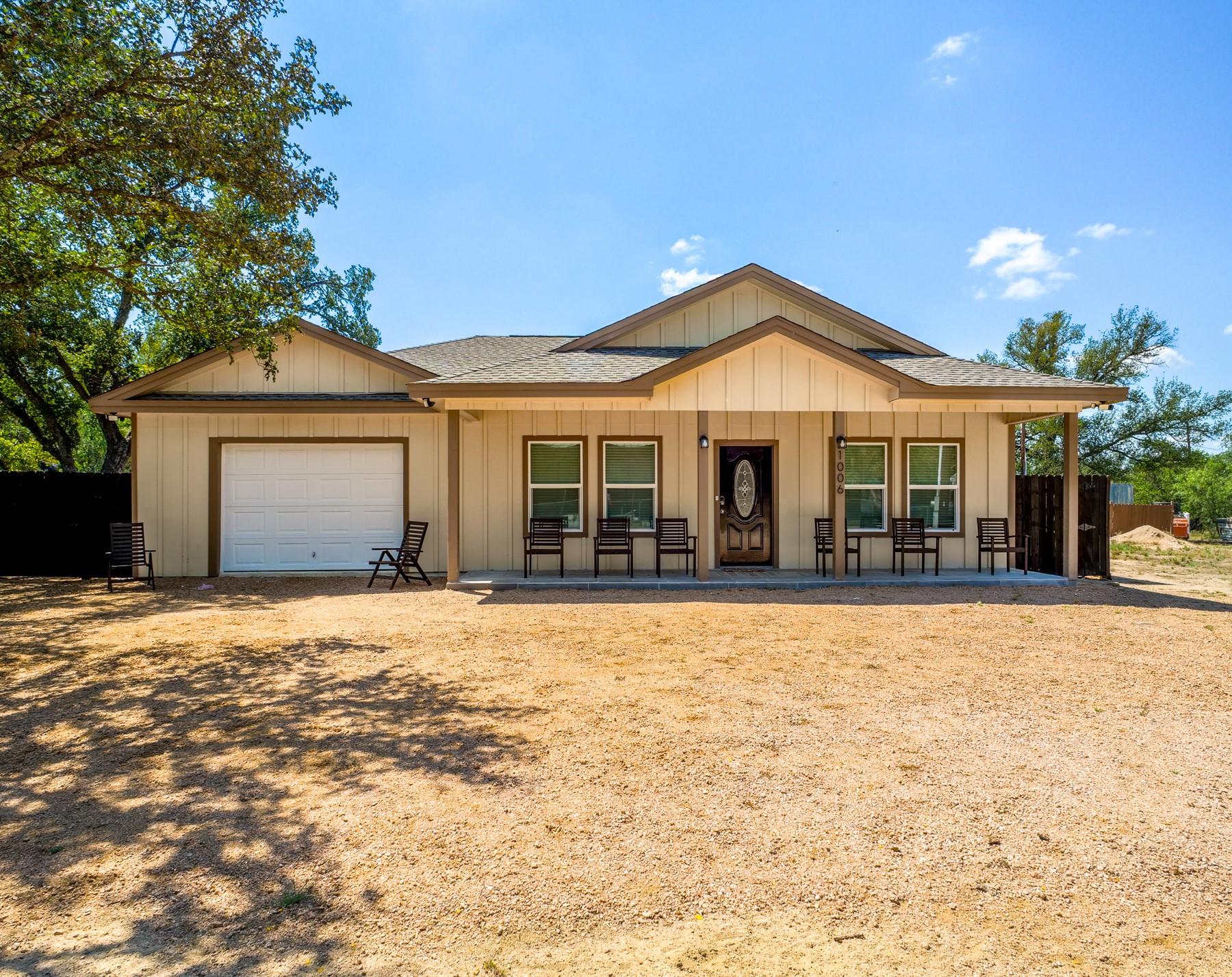 Single Family Residence