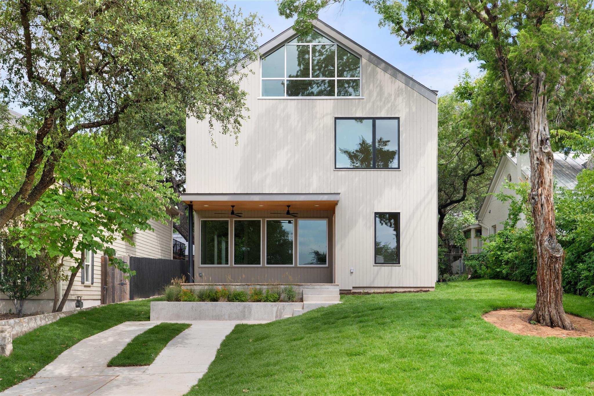 Single Family Residence