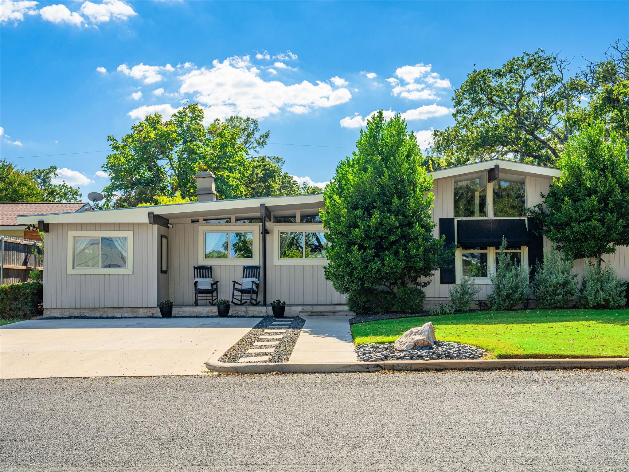 Single Family Residence