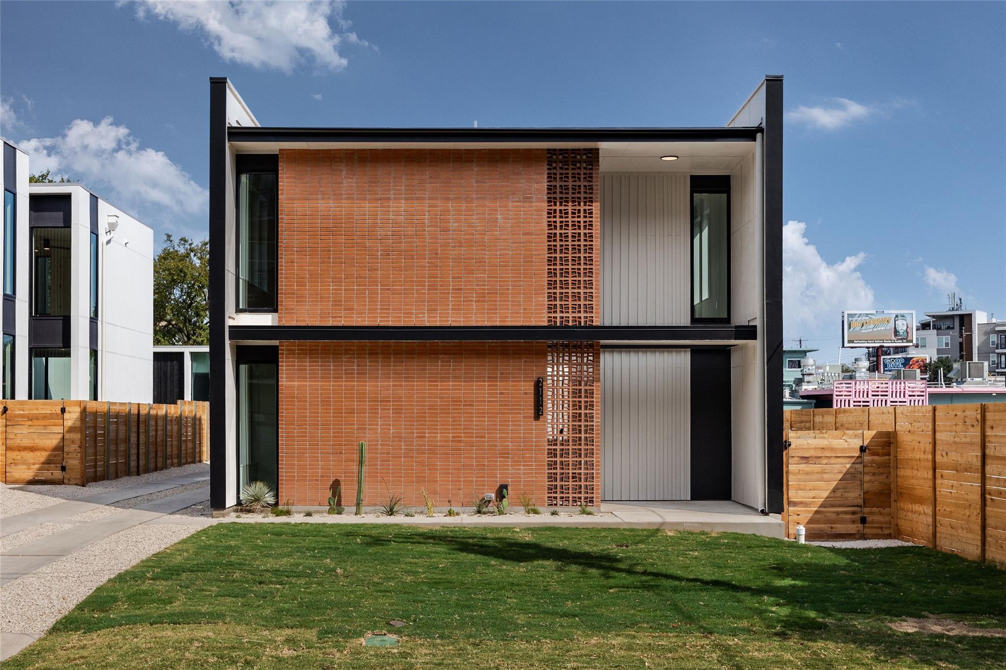 Single Family Residence