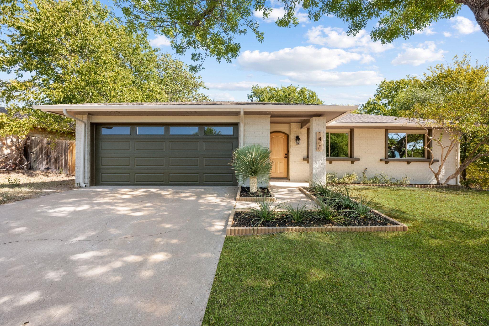 Single Family Residence