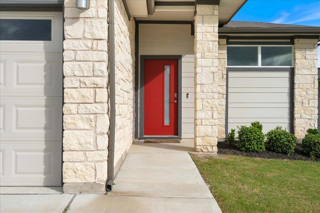 Single Family Residence