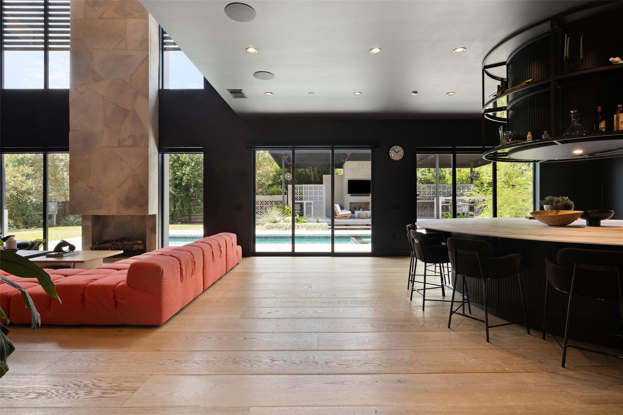 Single Family Residence