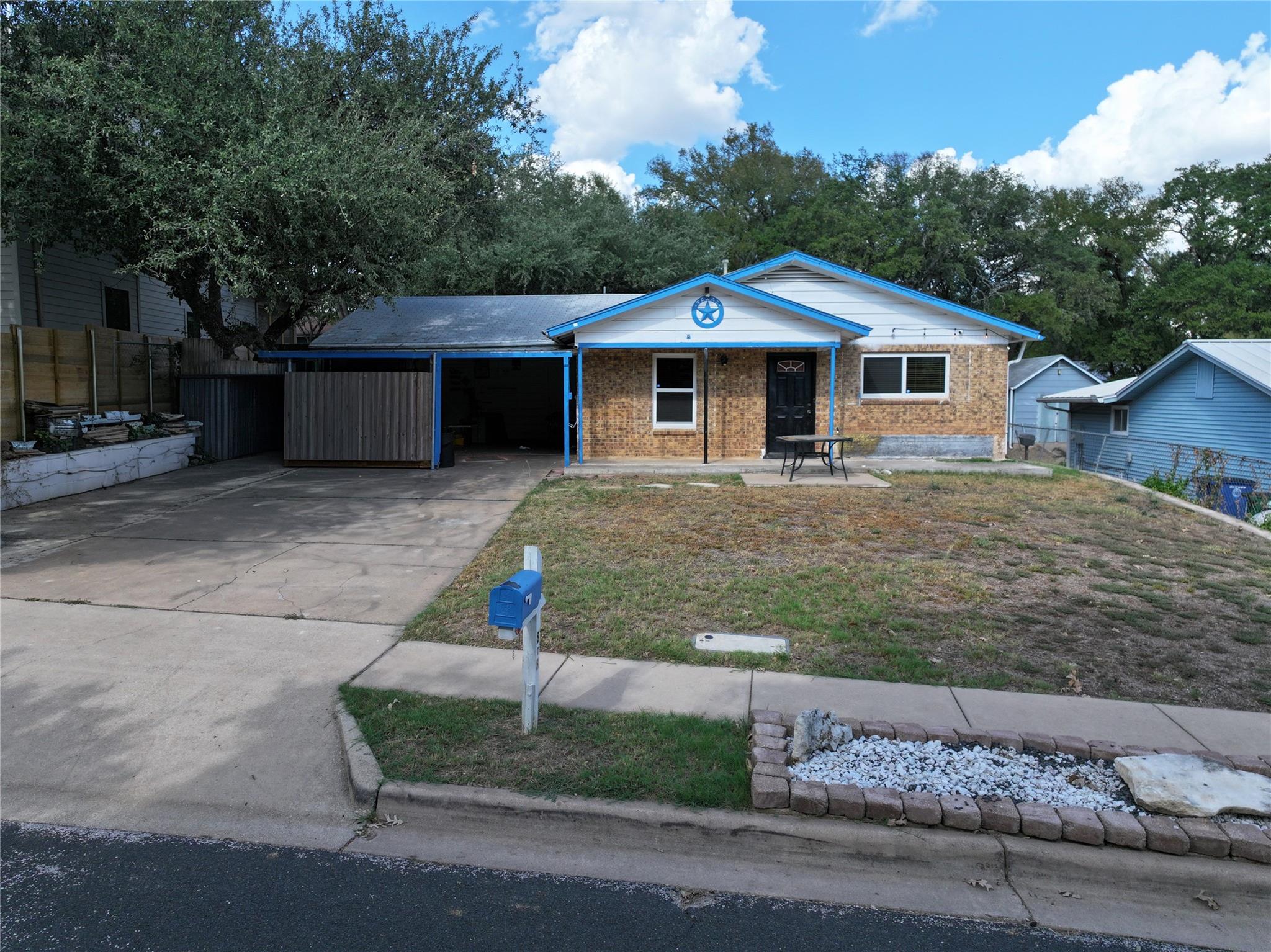 Single Family Residence