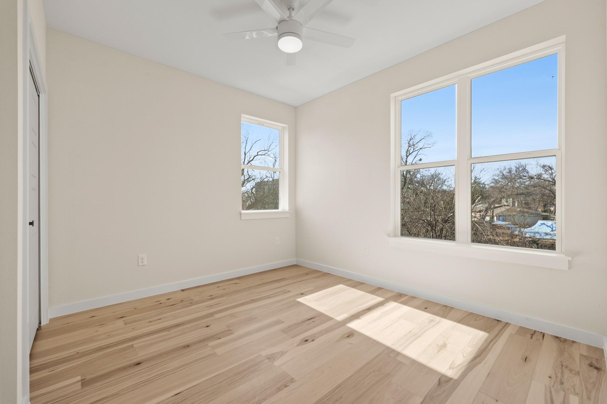 Photo 35
