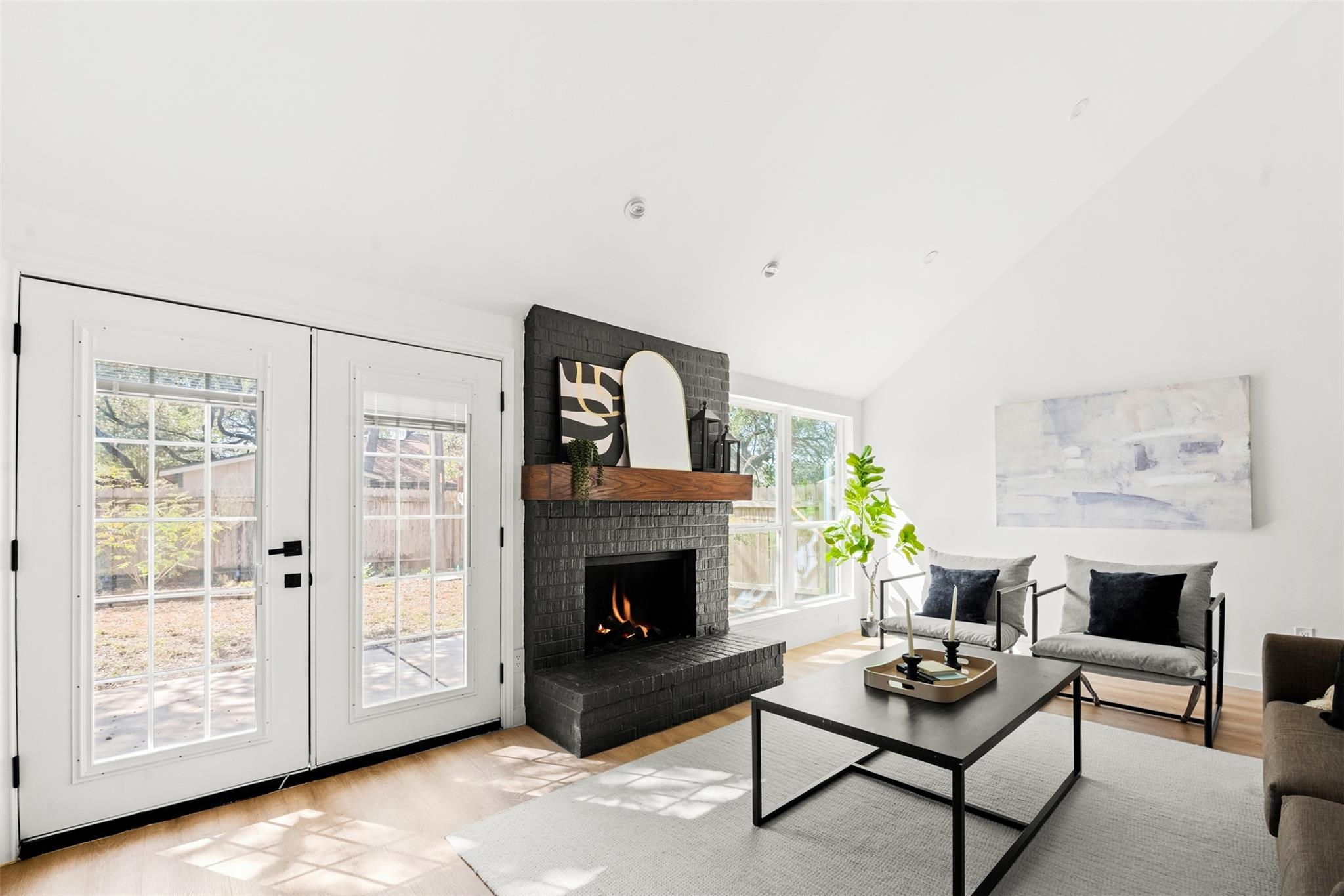 Single Family Residence