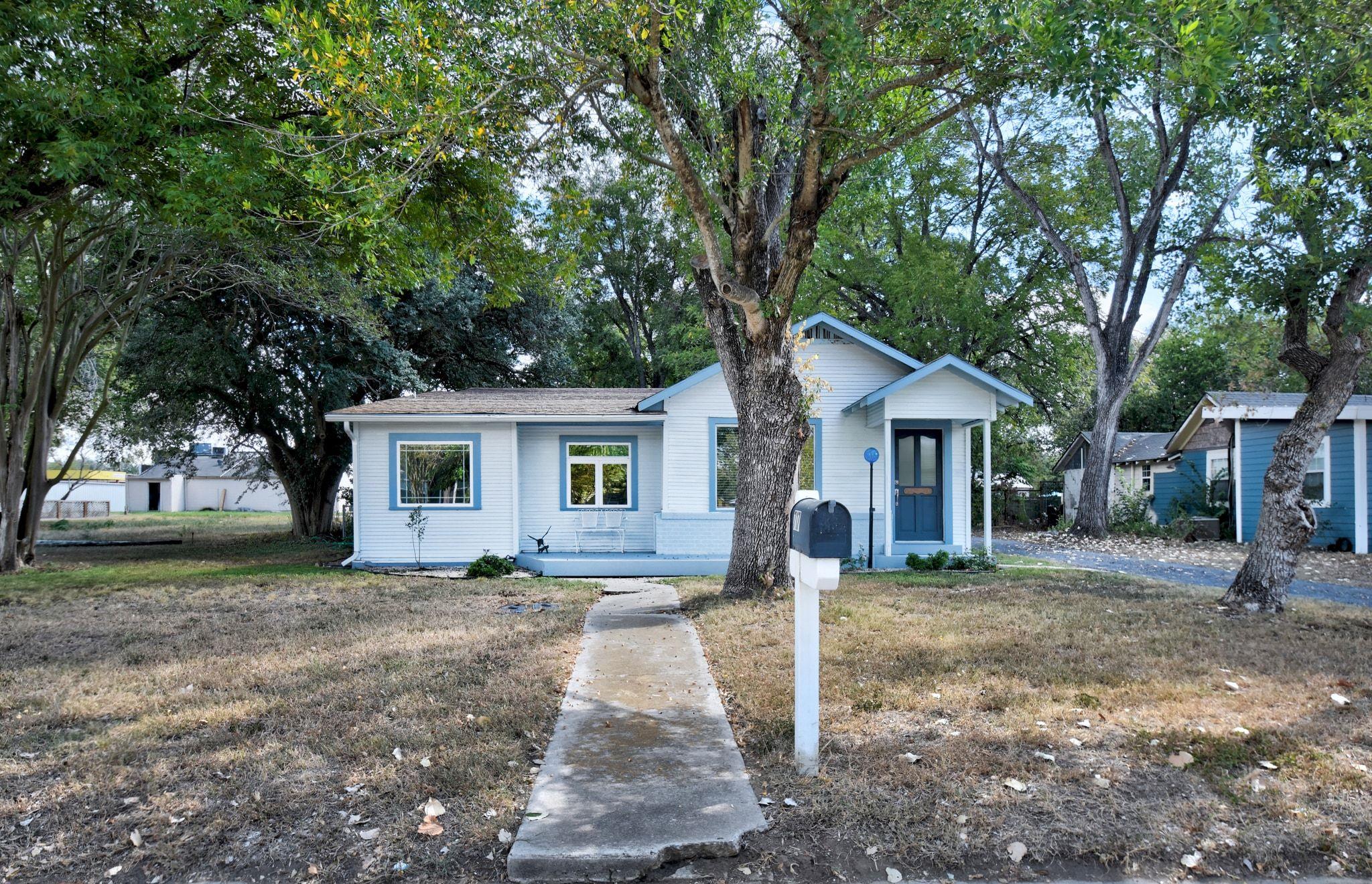 Single Family Residence