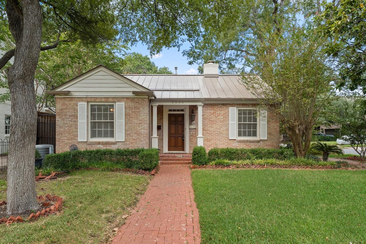 Single Family Residence