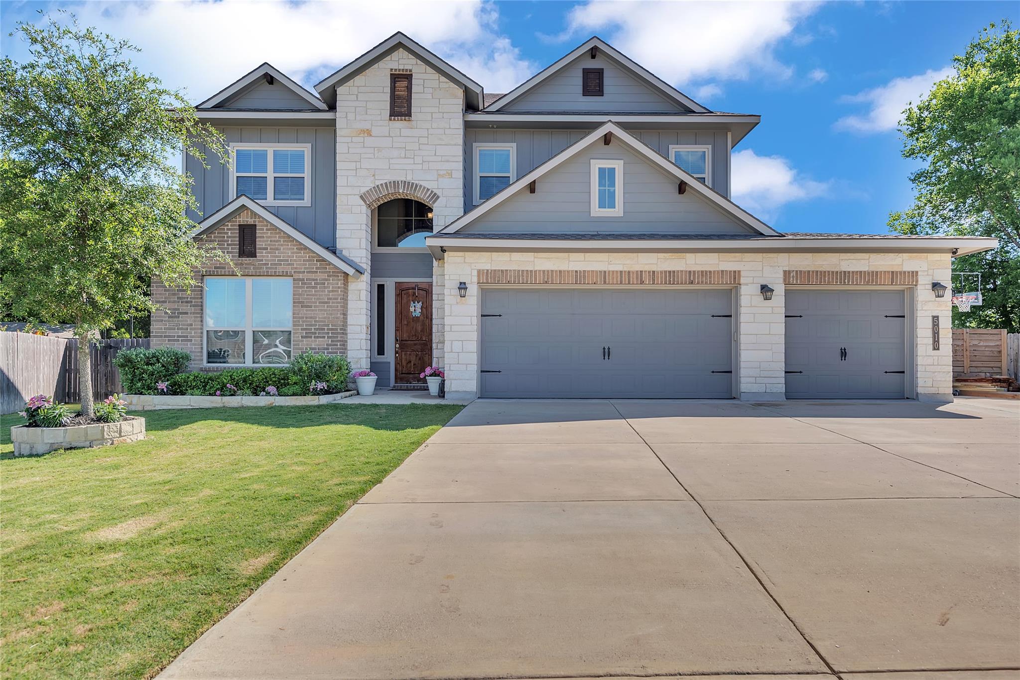 Single Family Residence