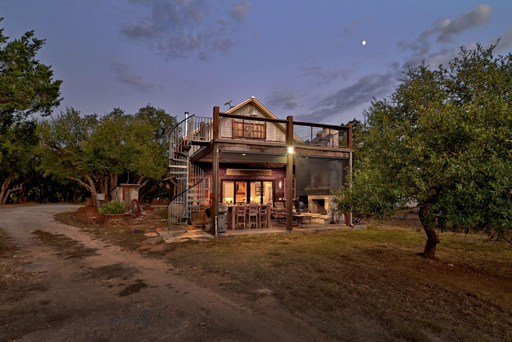 Single Family Residence