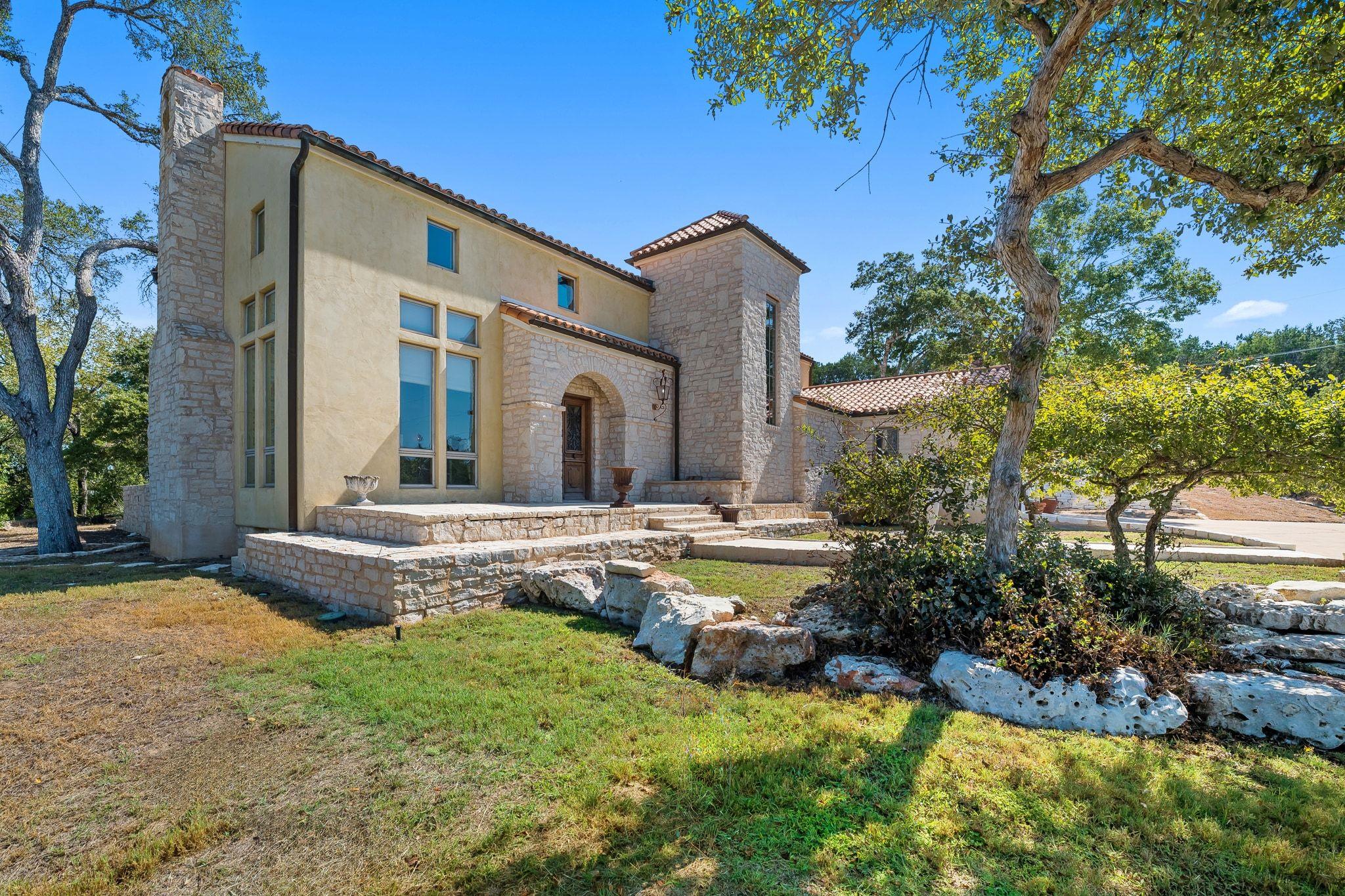 Single Family Residence