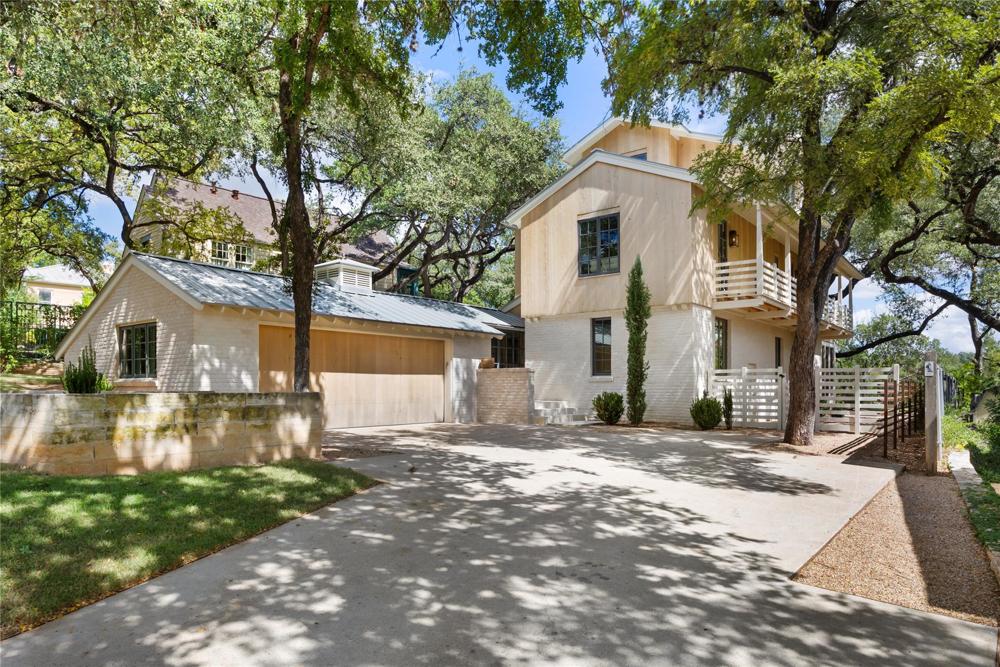 Single Family Residence