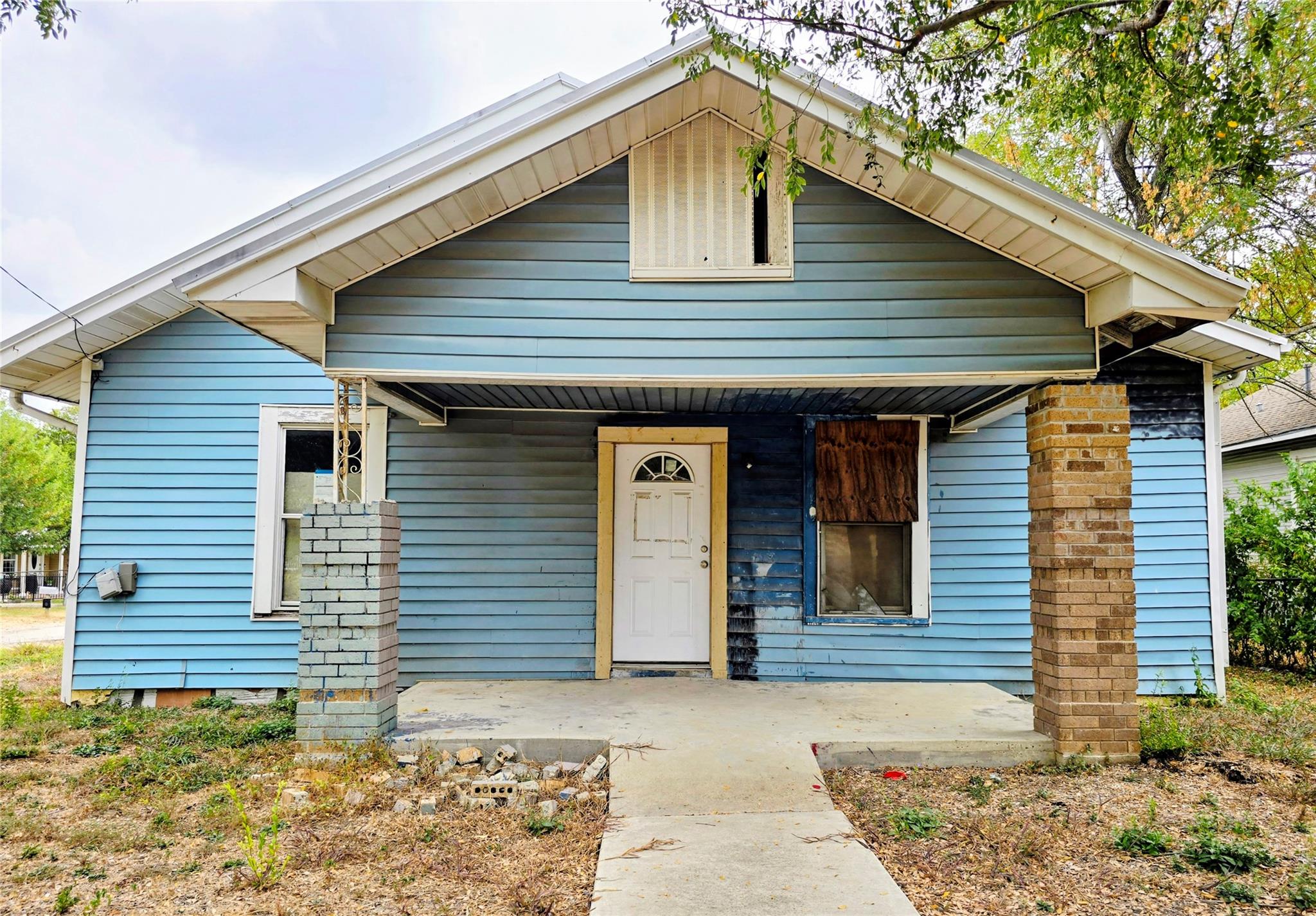 Single Family Residence