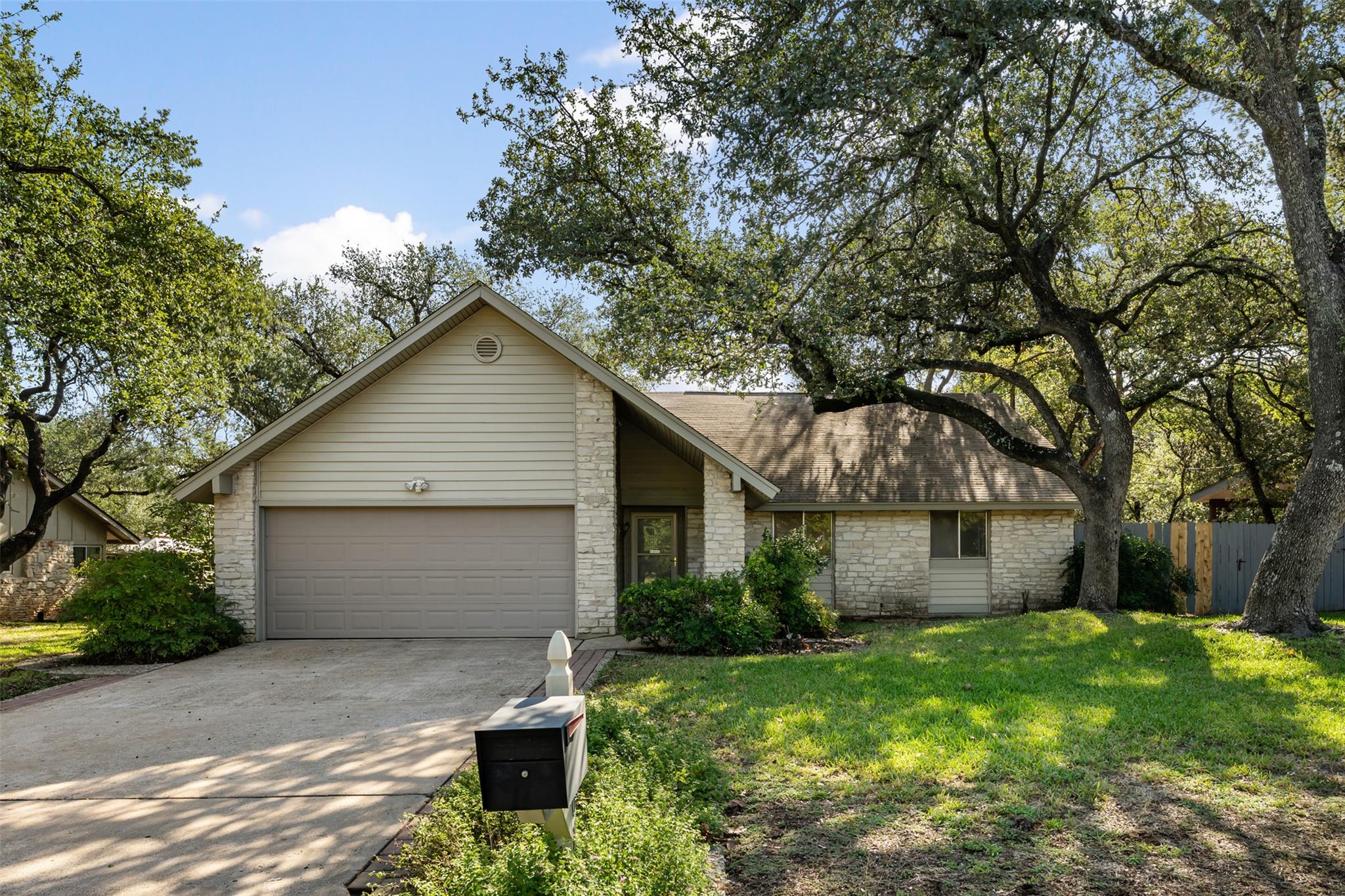 Single Family Residence