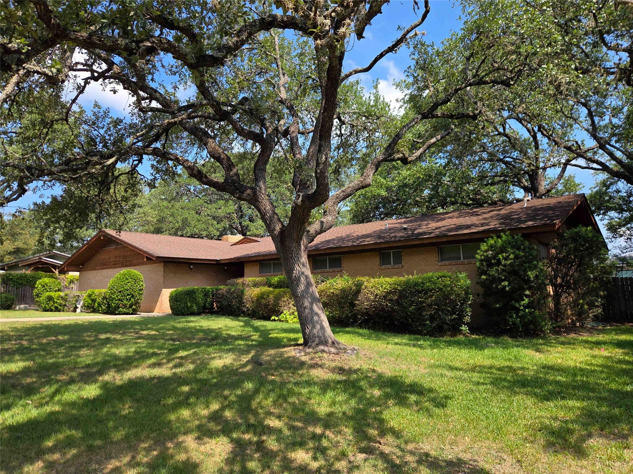 Single Family Residence