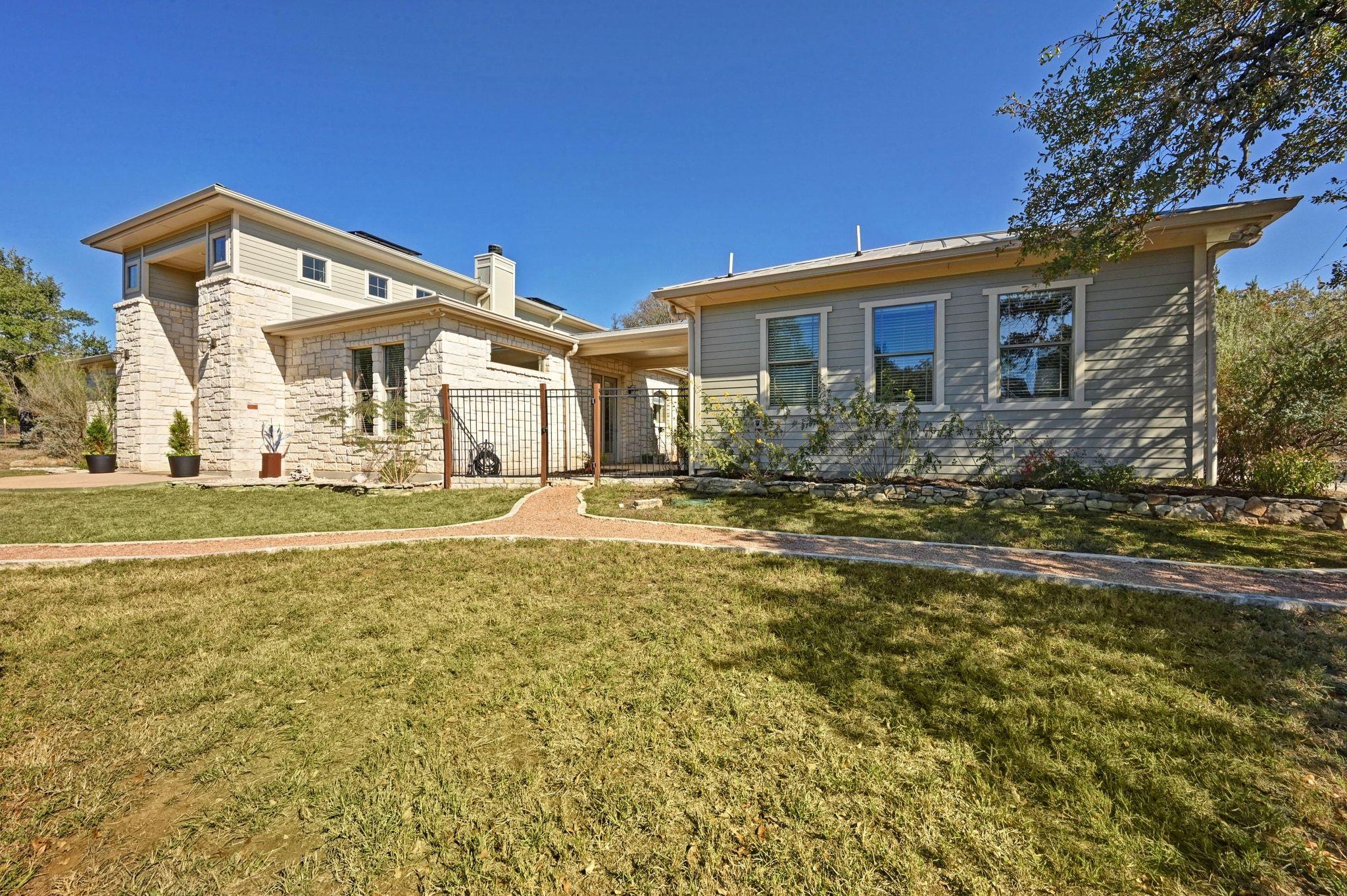 Single Family Residence