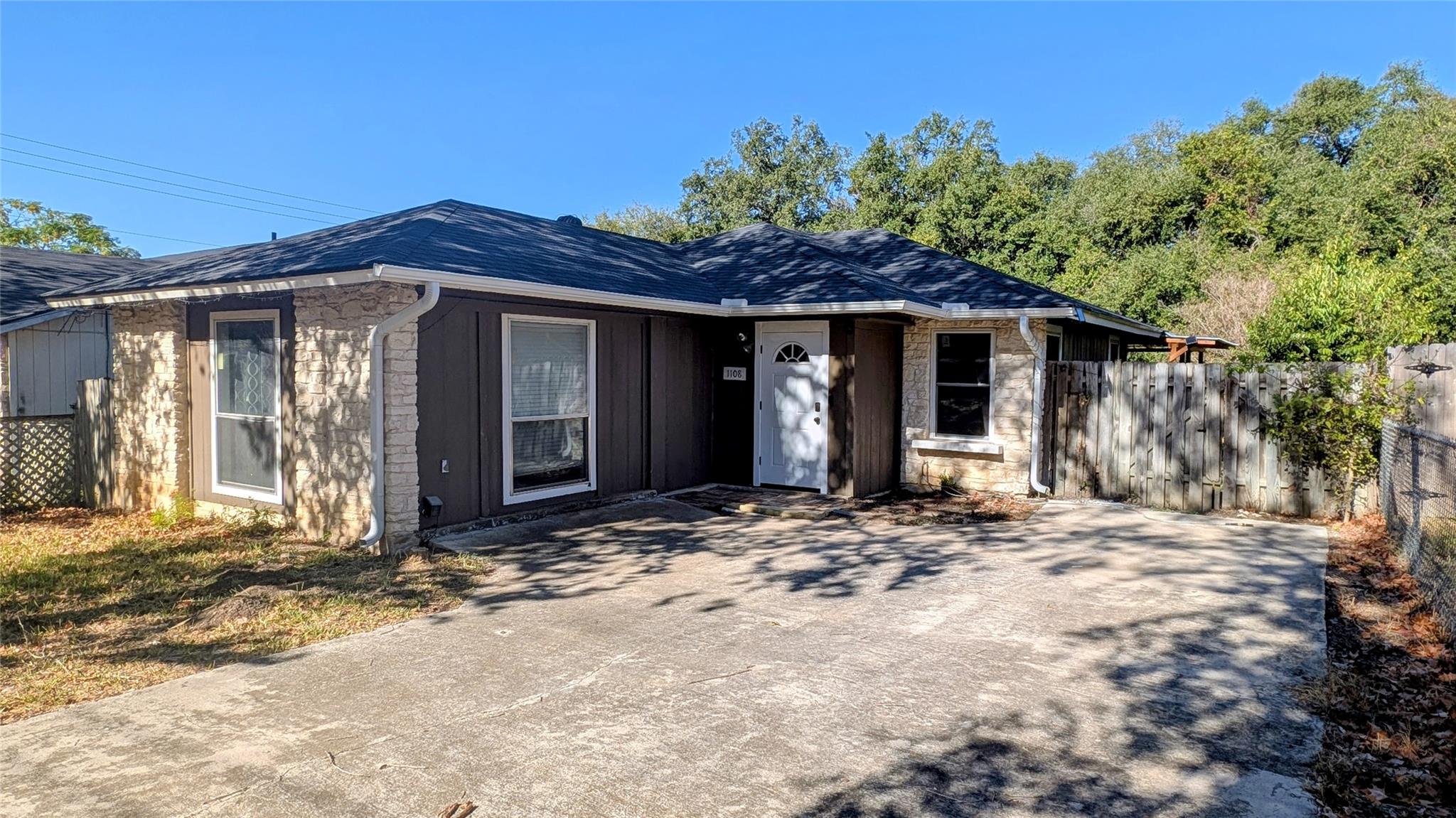 Single Family Residence