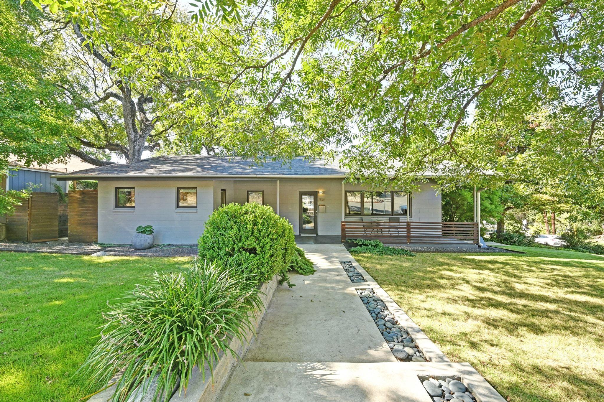 Single Family Residence