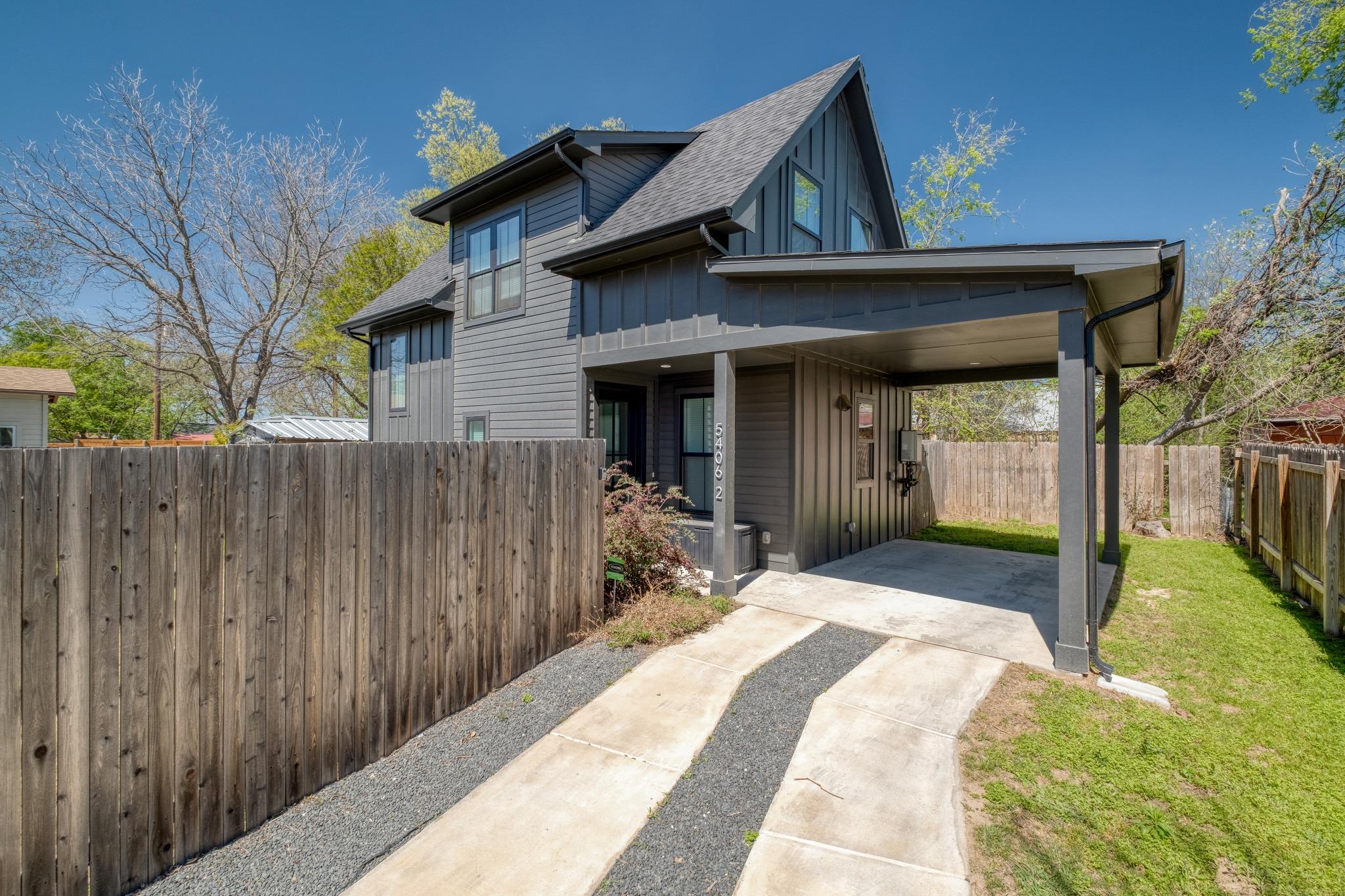 Single Family Residence