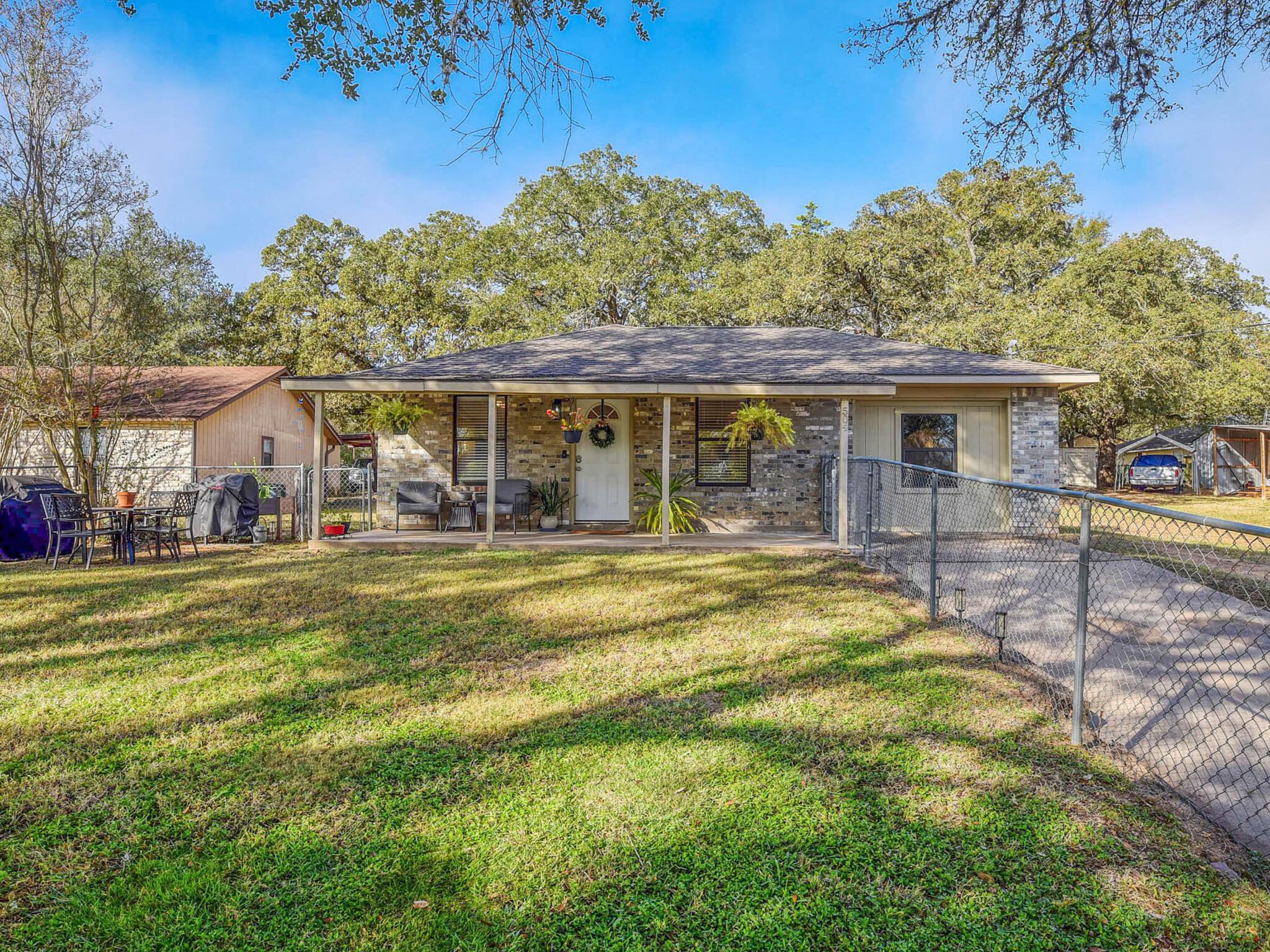 Single Family Residence