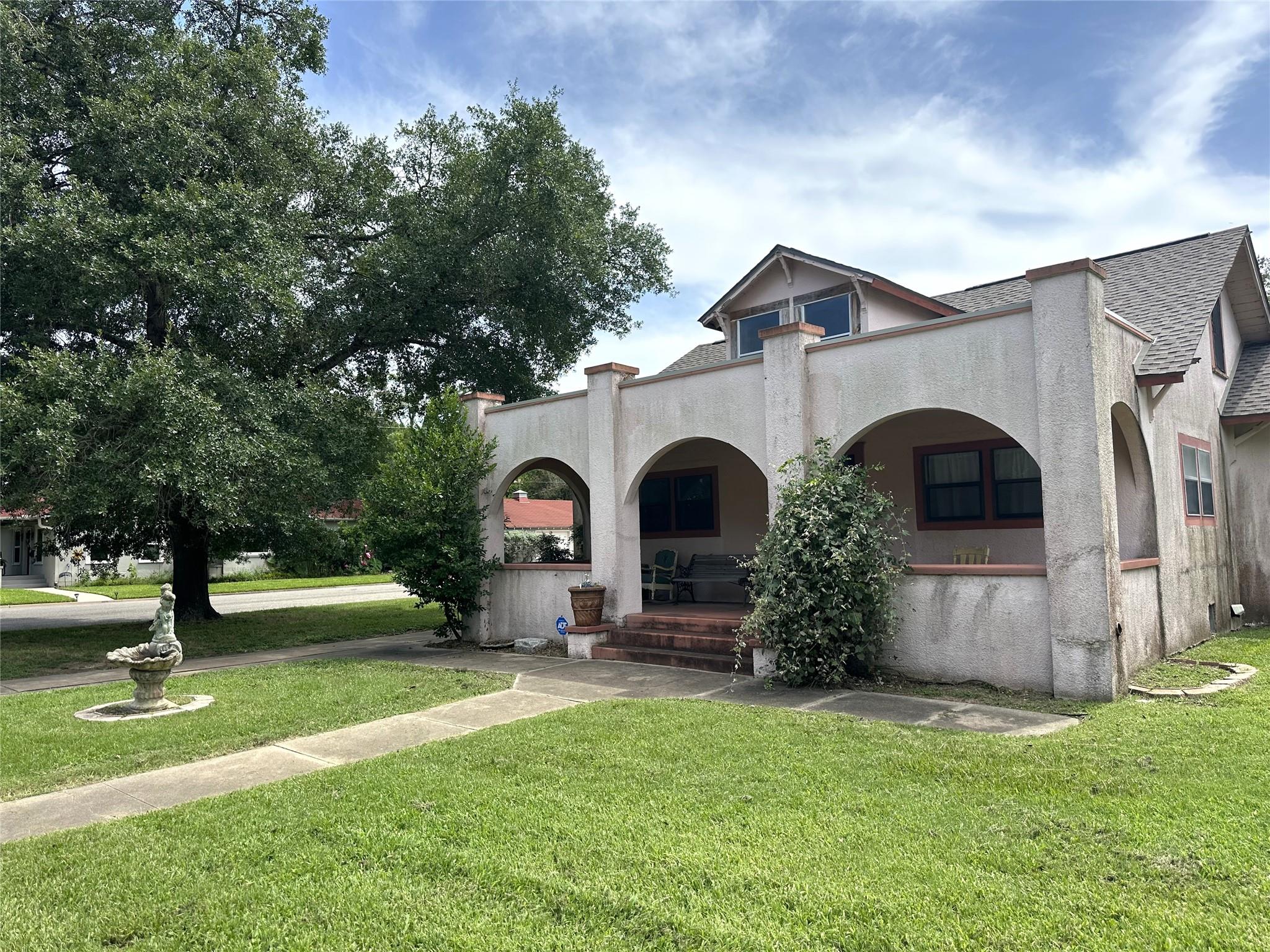 Single Family Residence