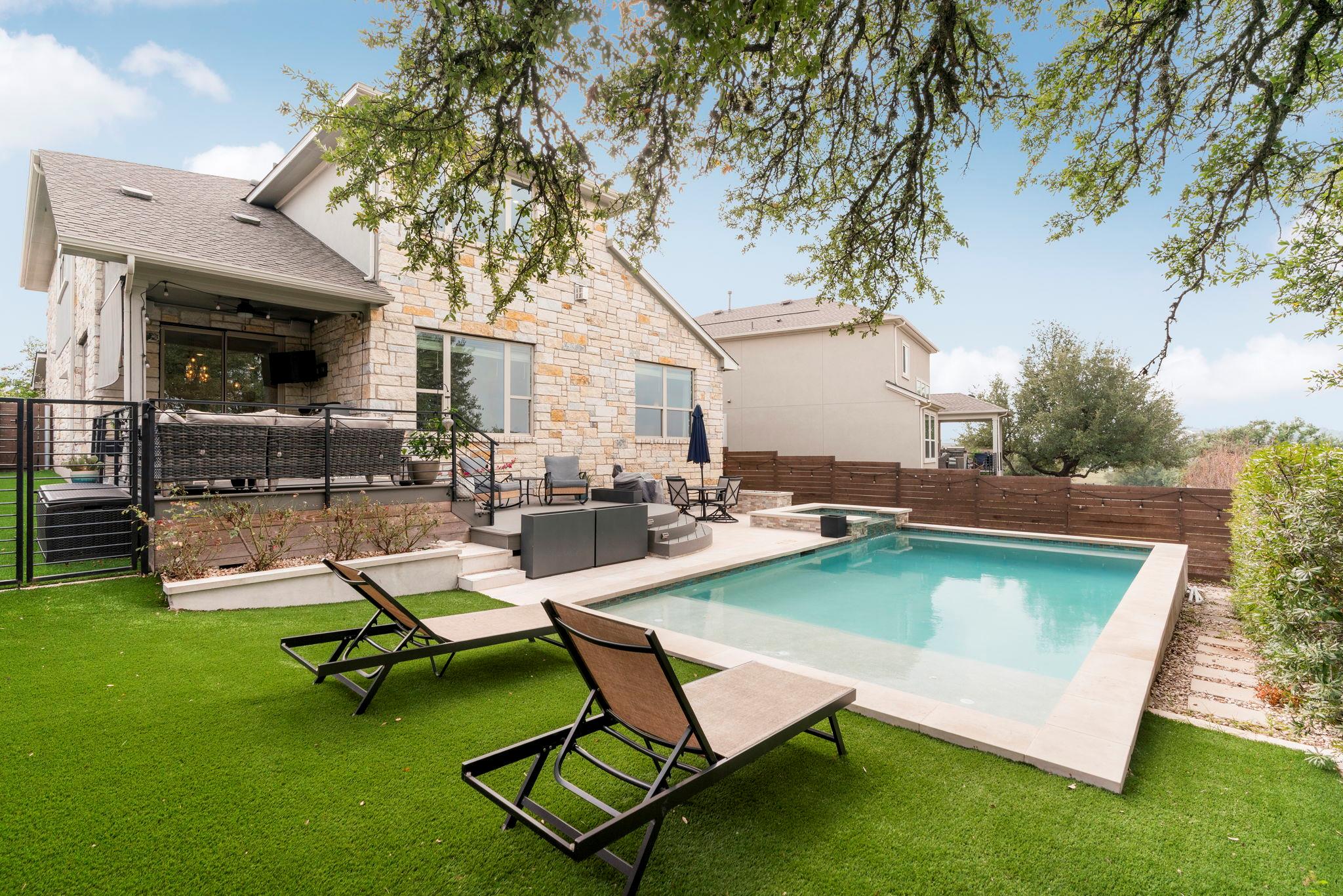 Single Family Residence