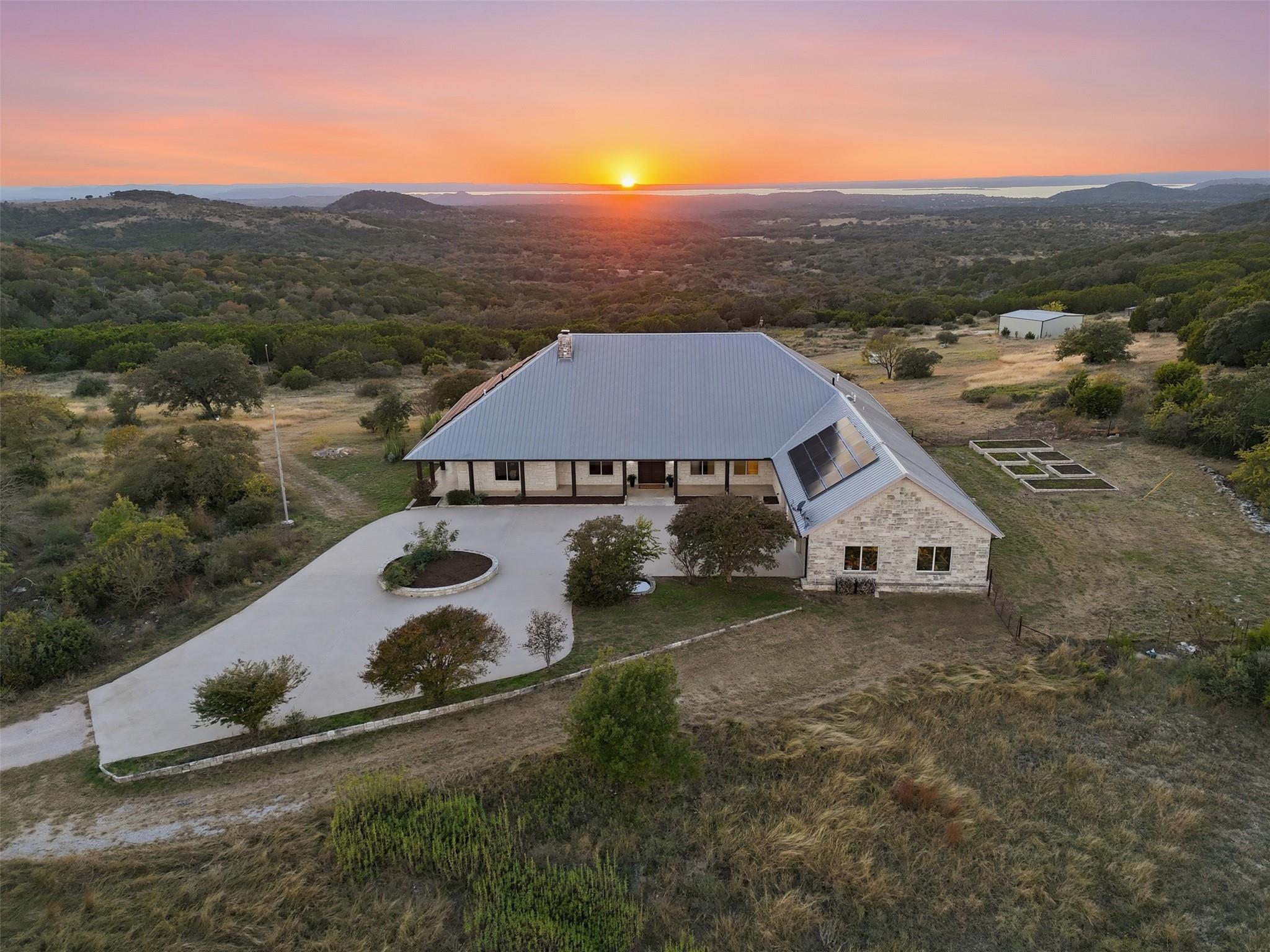 Single Family Residence