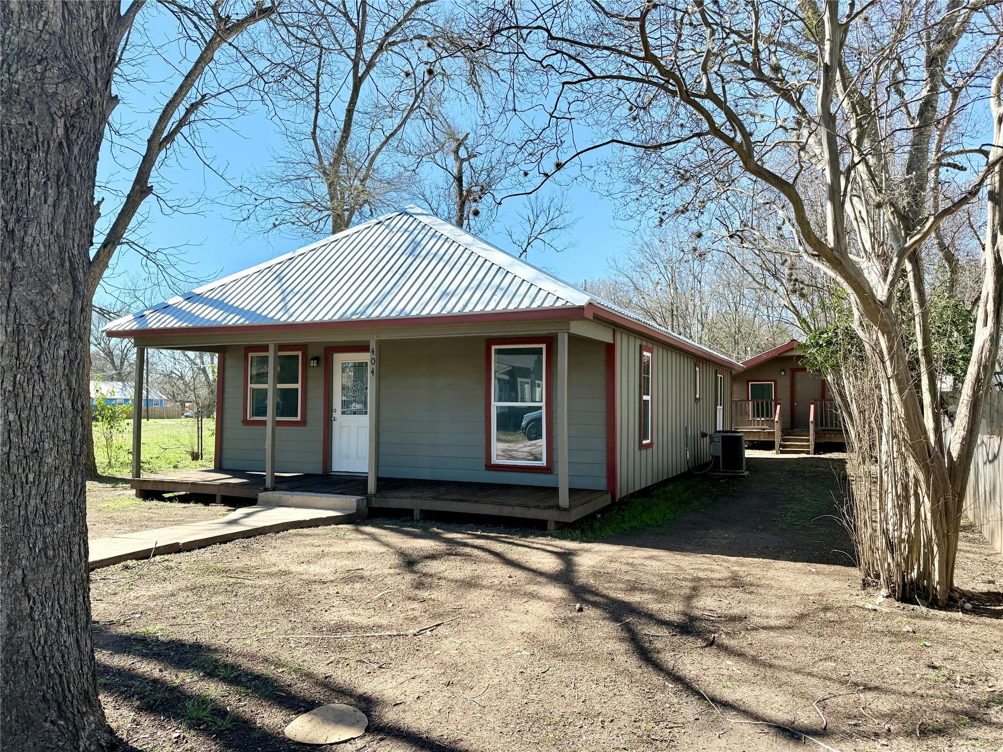 Single Family Residence