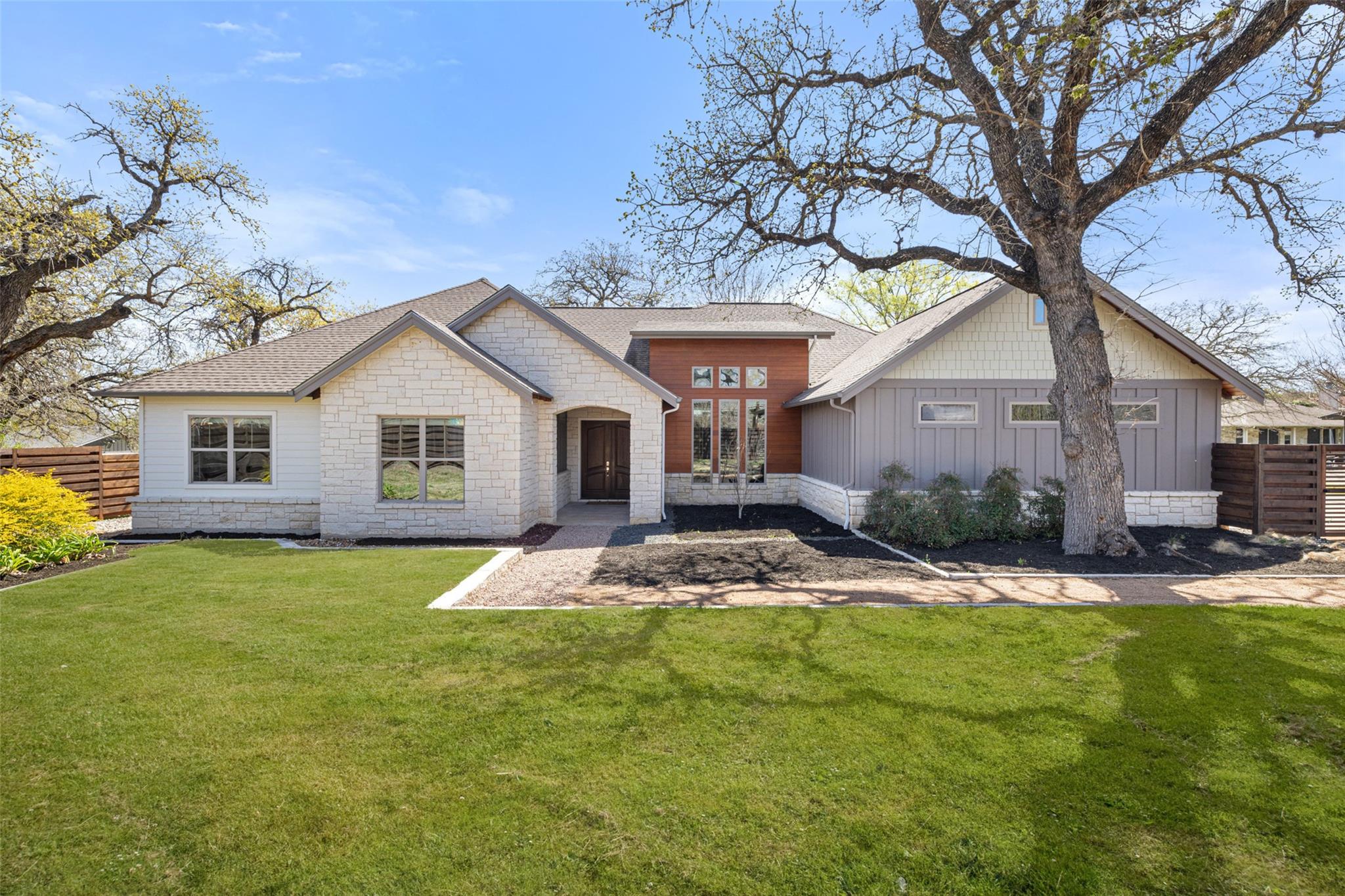 Single Family Residence