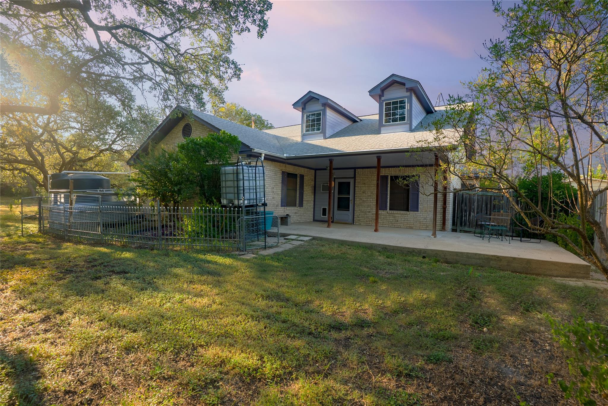 Single Family Residence