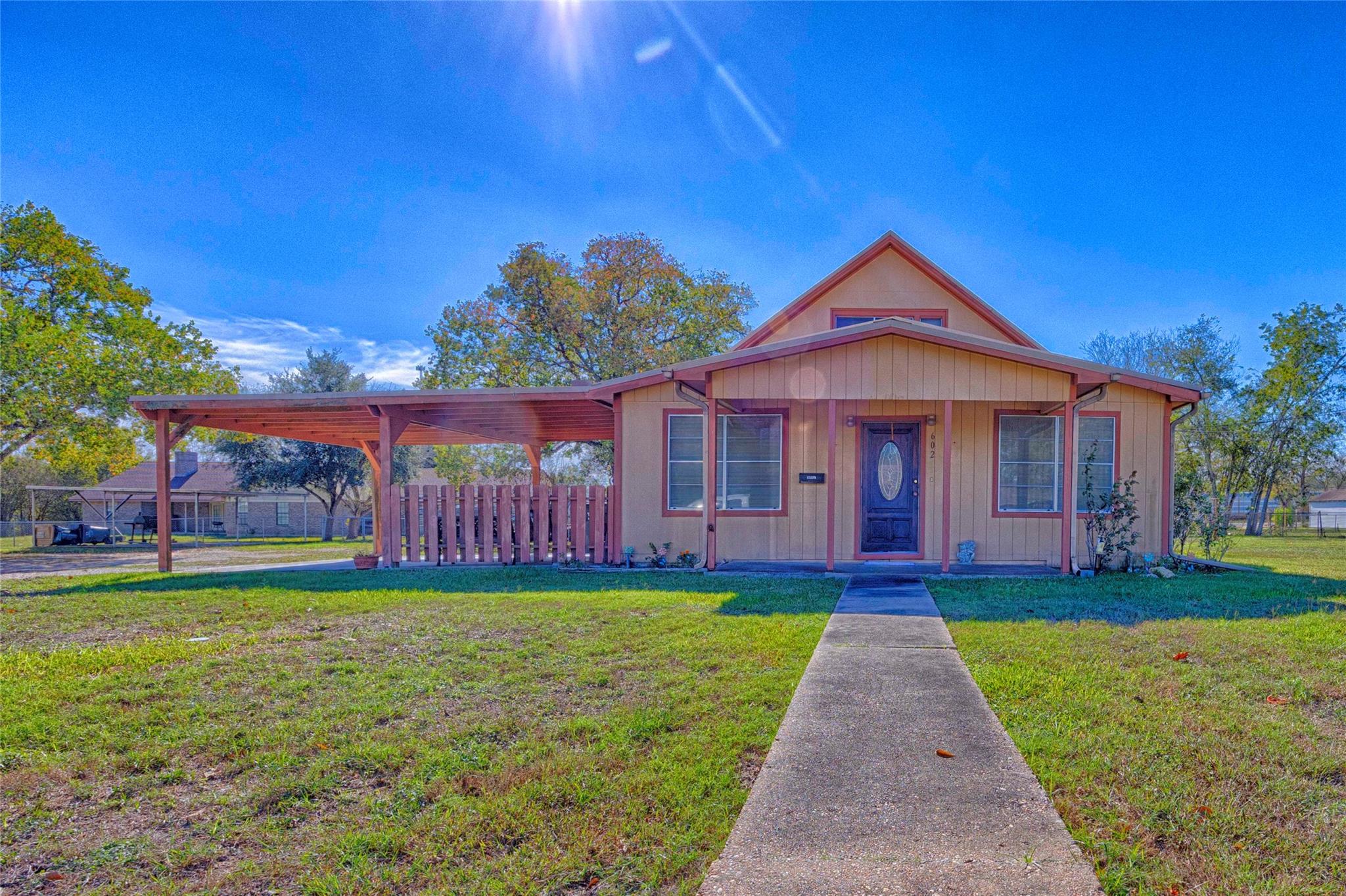 Single Family Residence