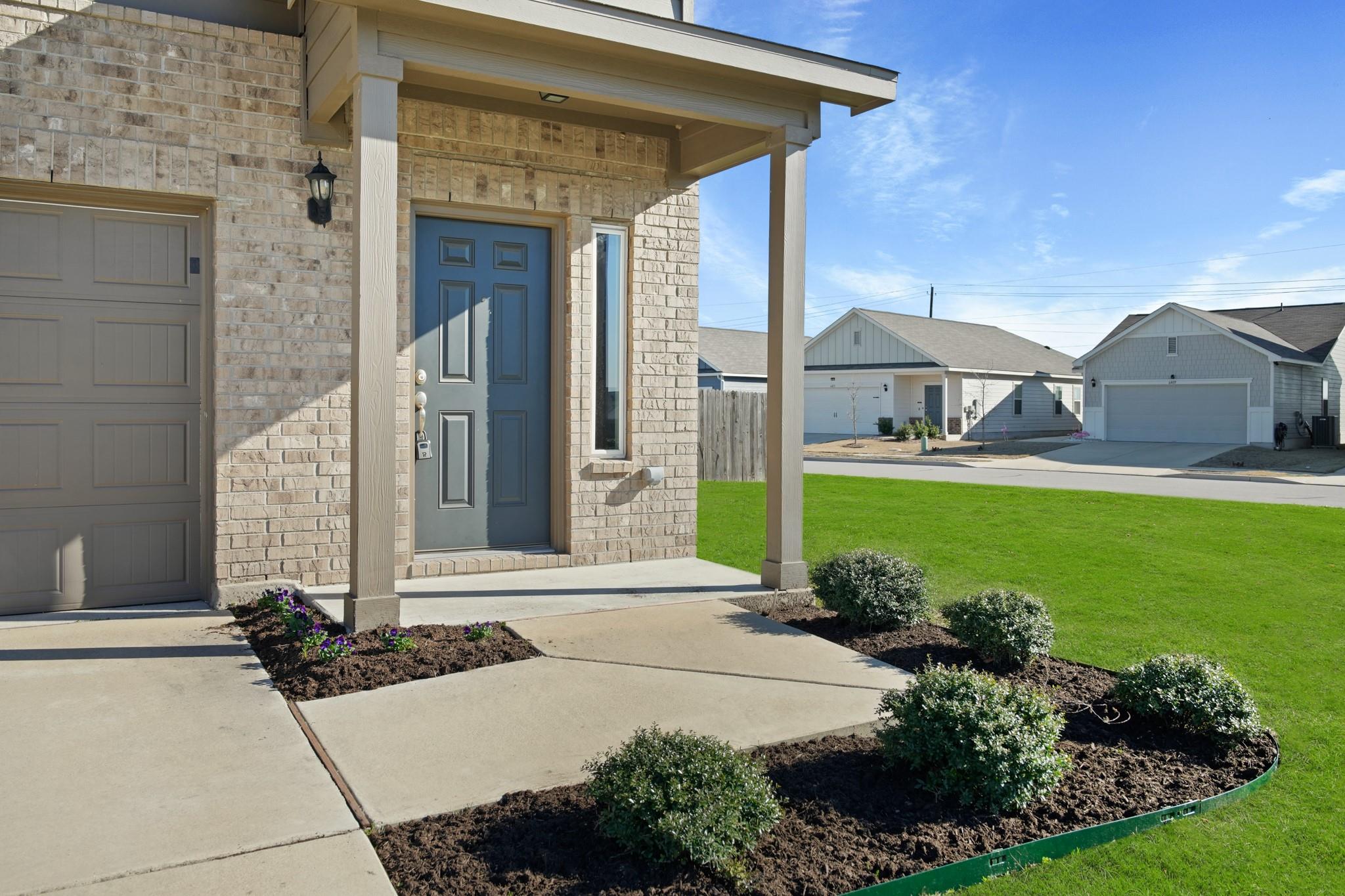 Single Family Residence