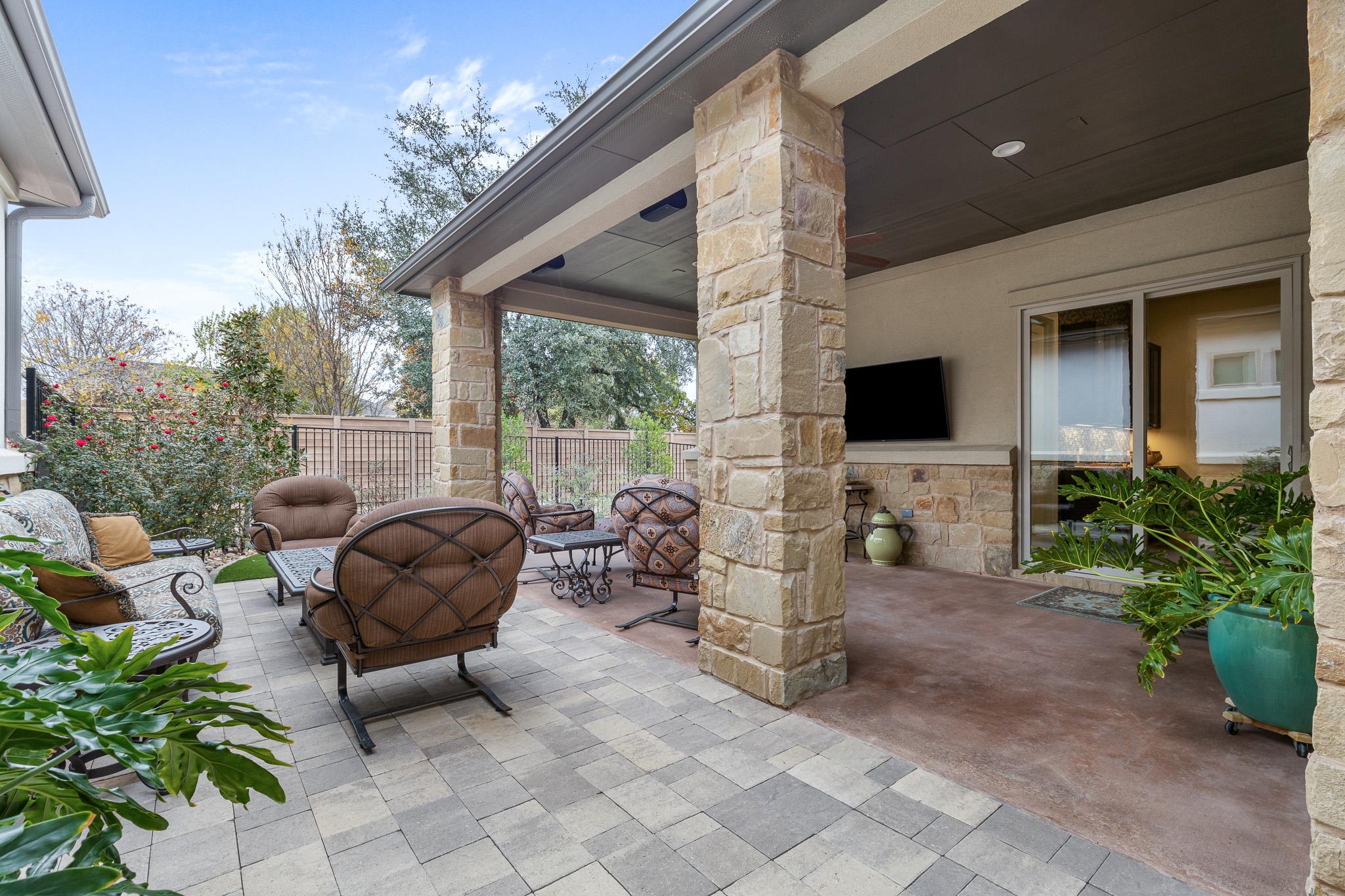 Single Family Residence