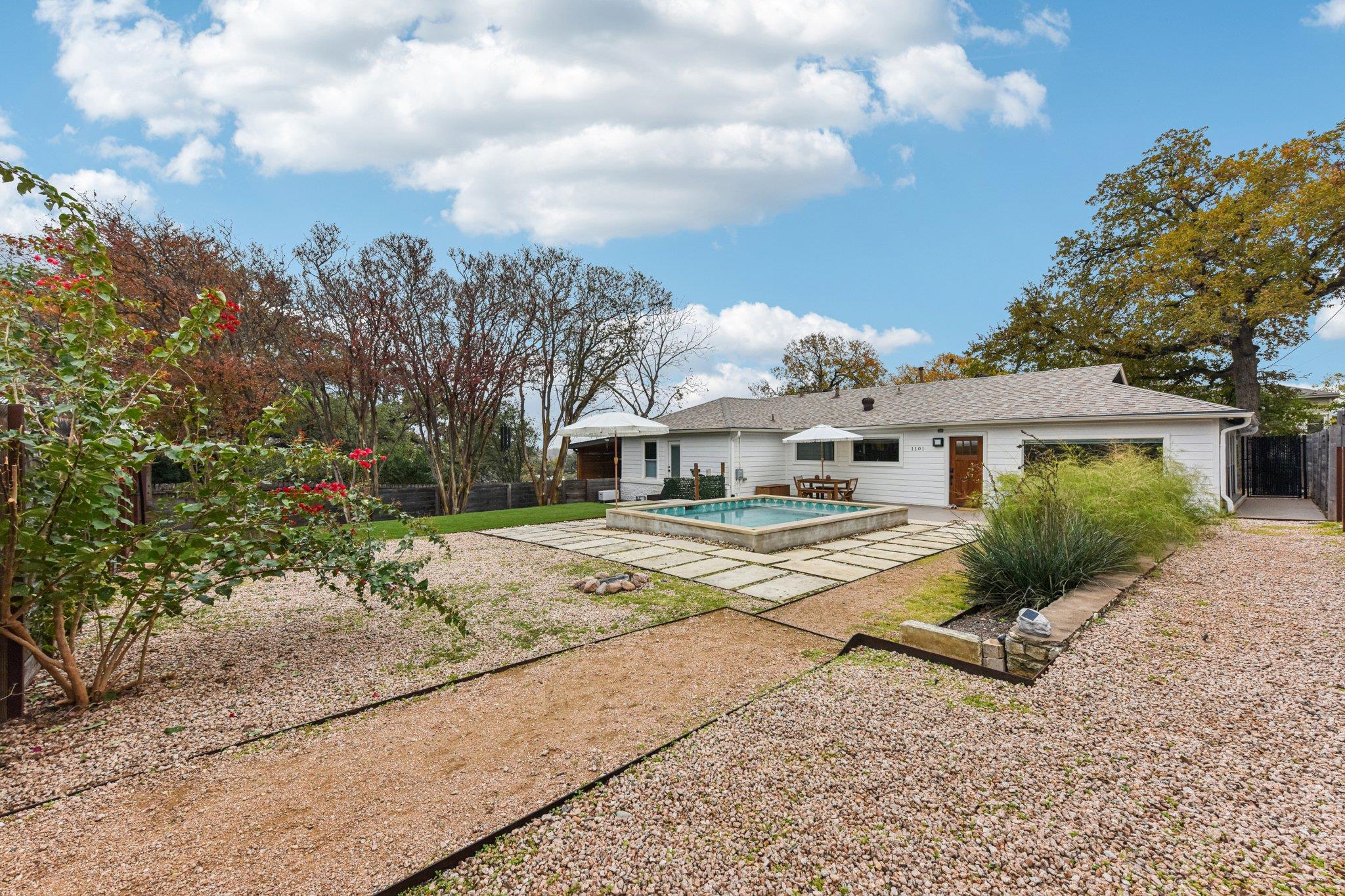 Single Family Residence
