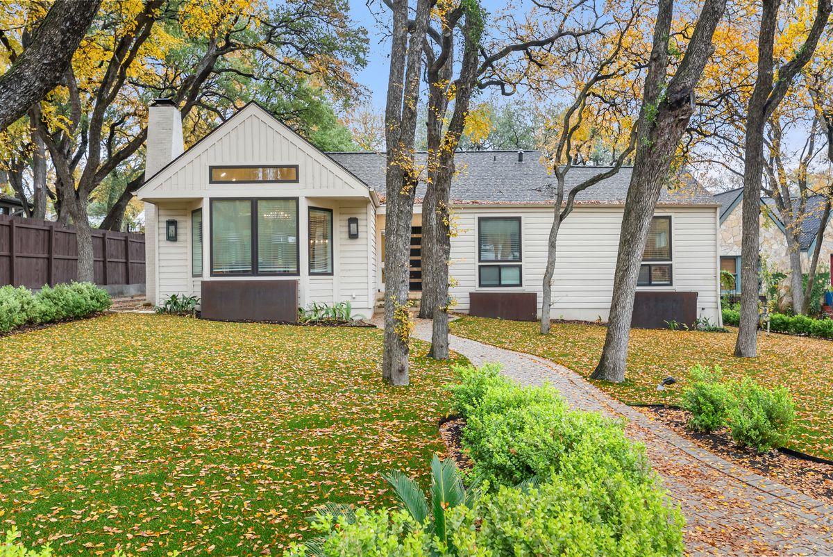 Single Family Residence