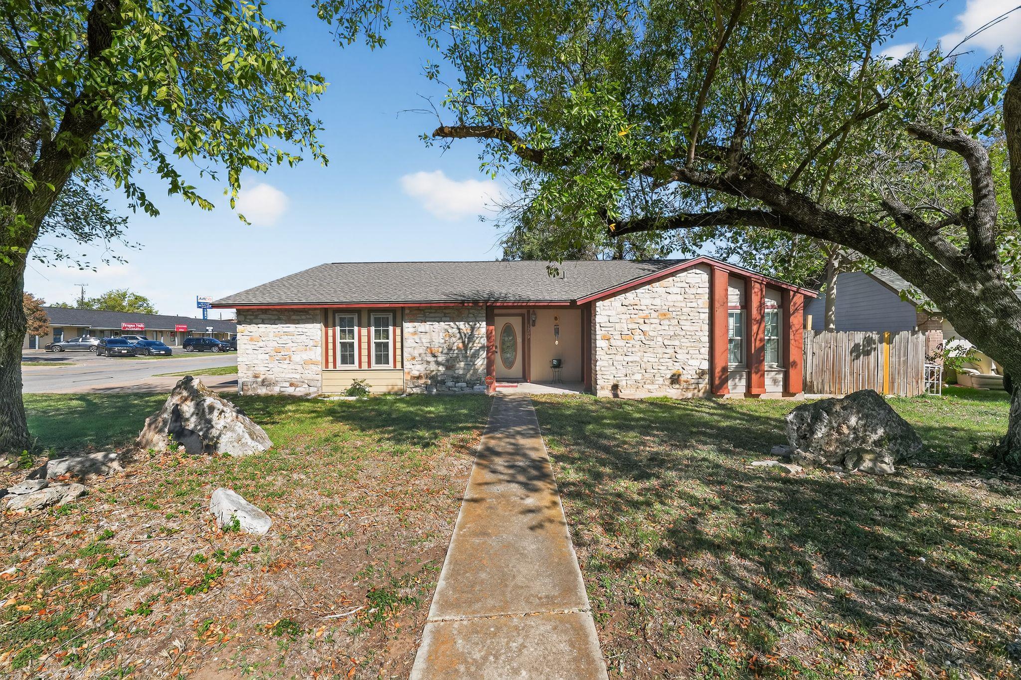 Single Family Residence
