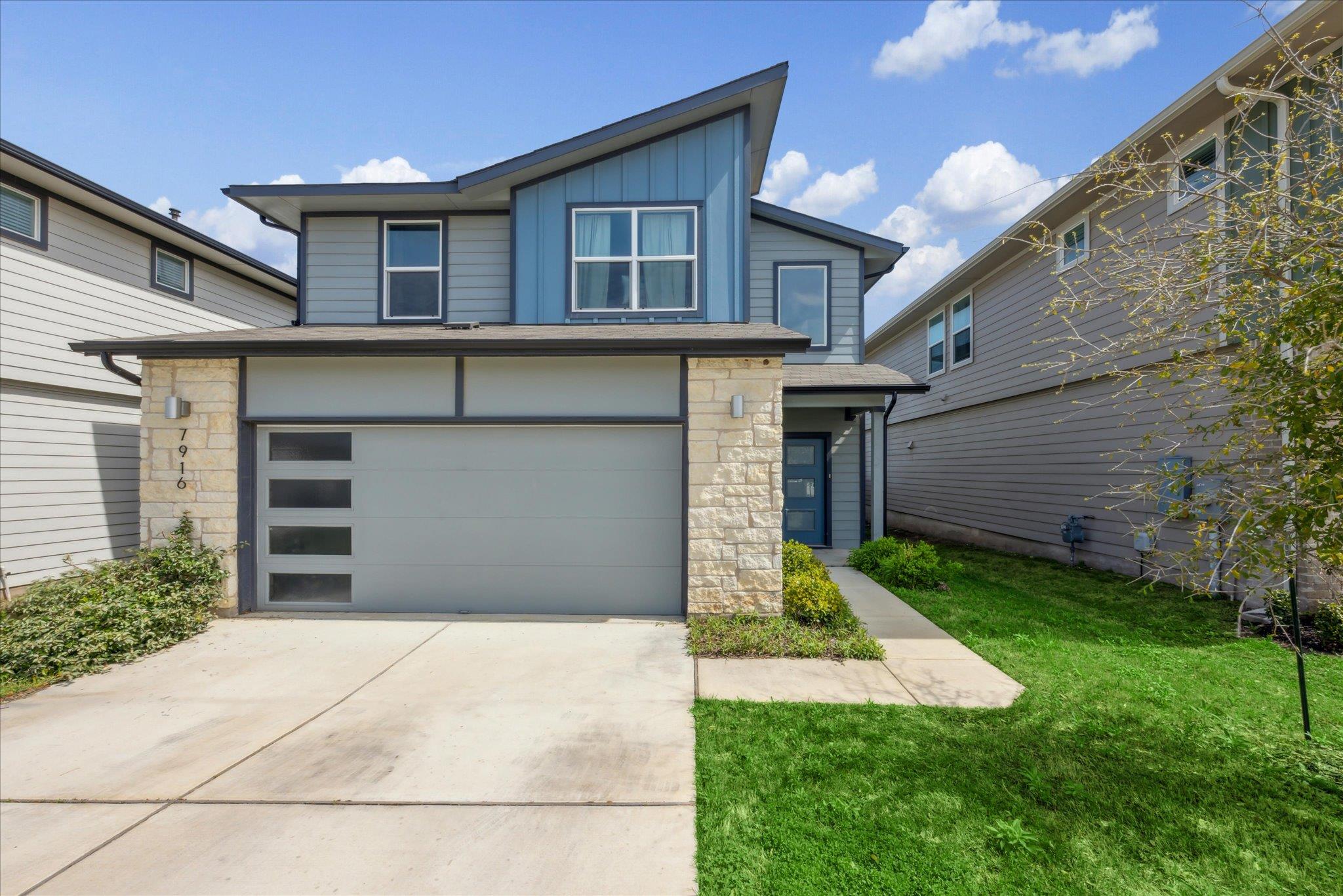 Single Family Residence
