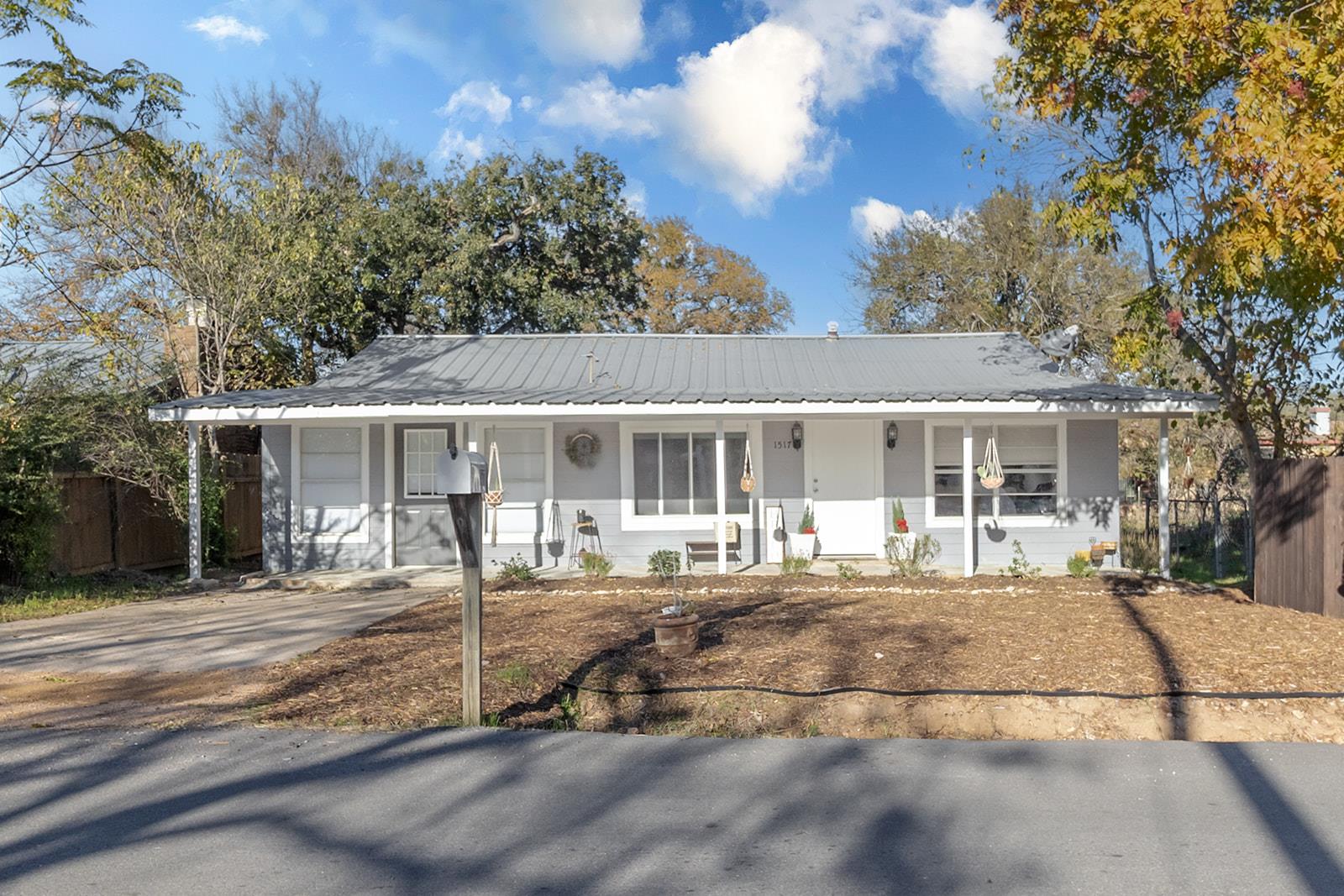 Single Family Residence