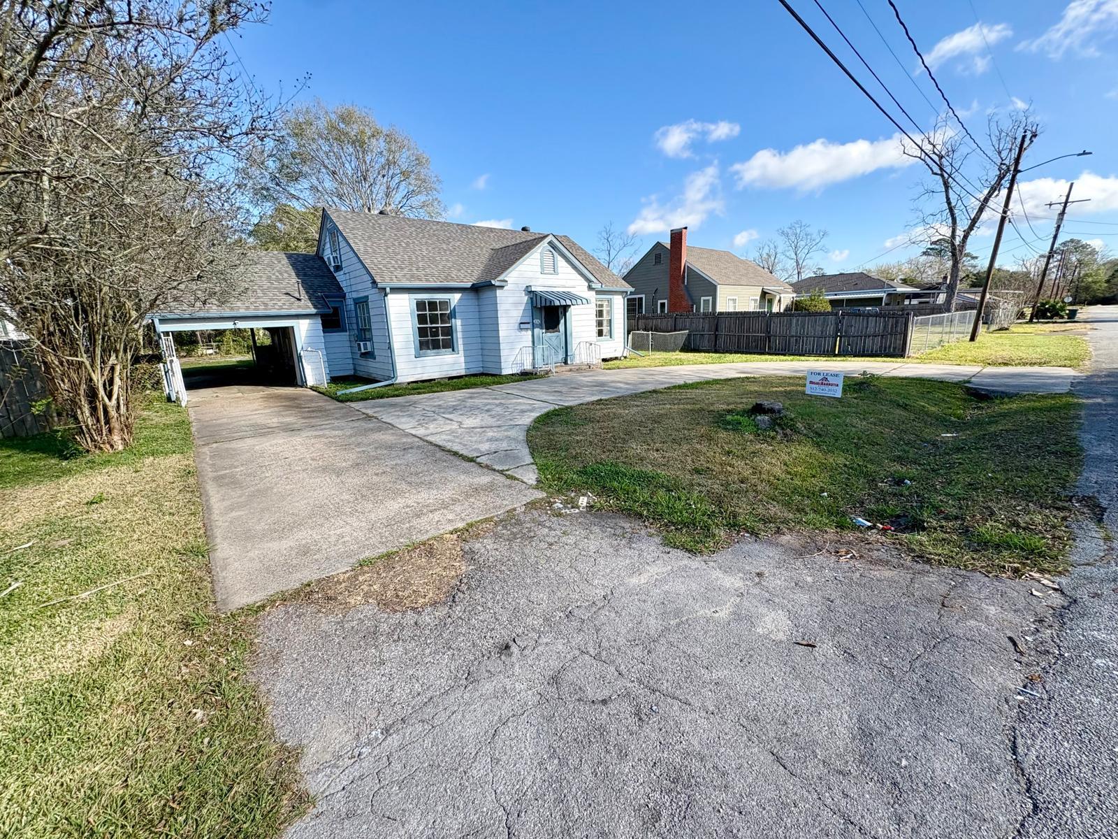 Single Family Residence