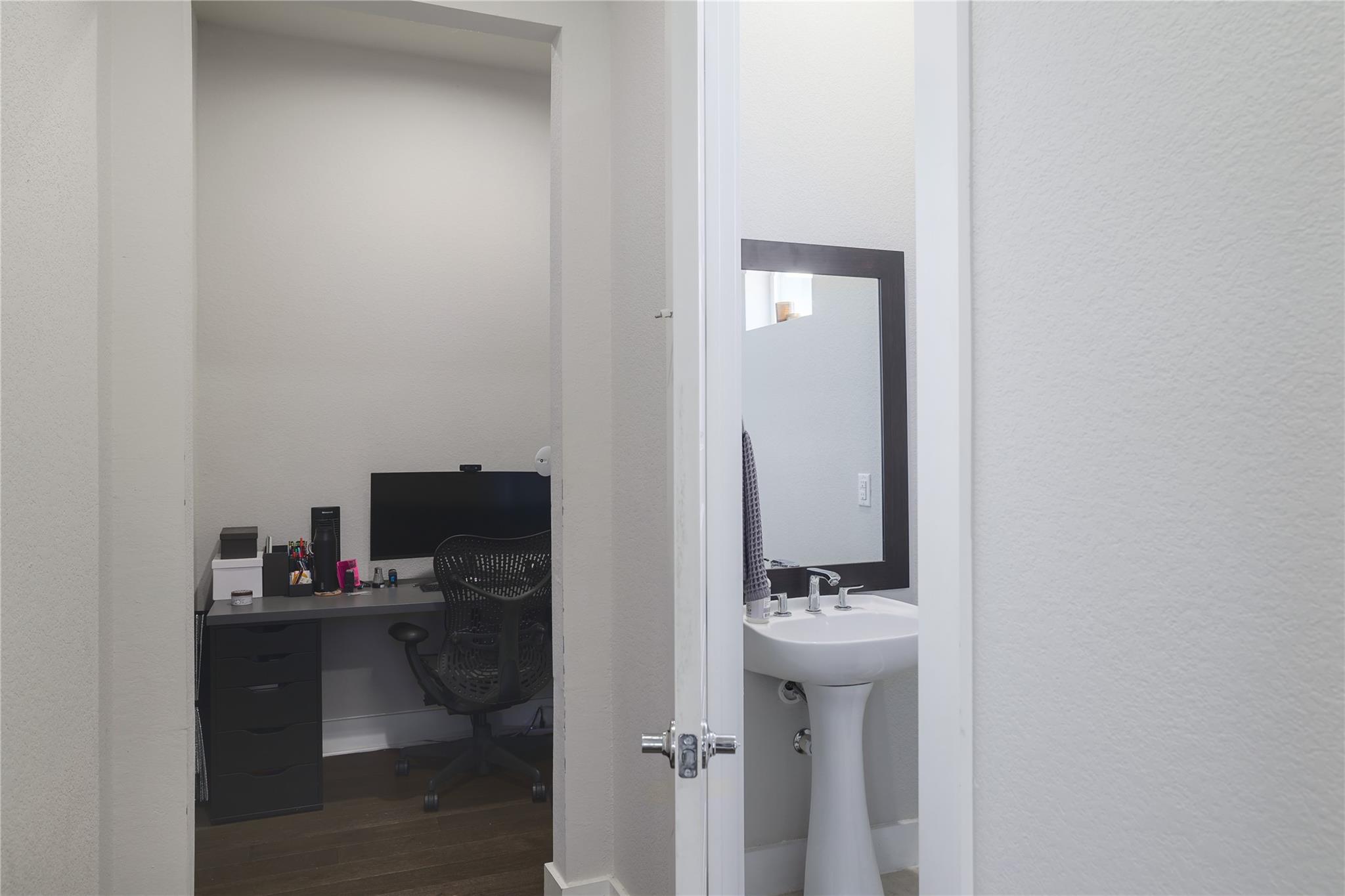 Photo 16
